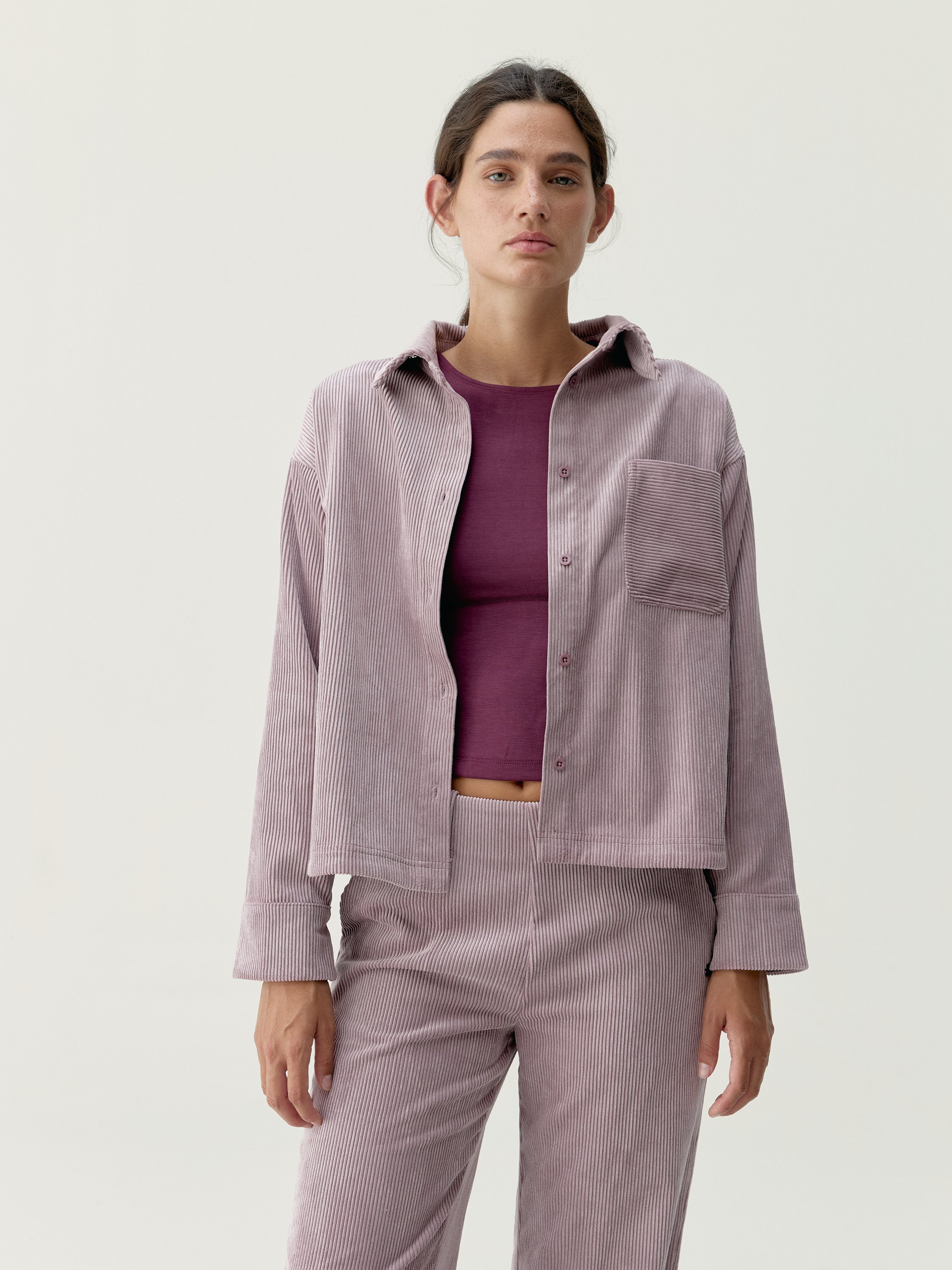 Women's sports t-shirt with long sleeves and polo collar BORN