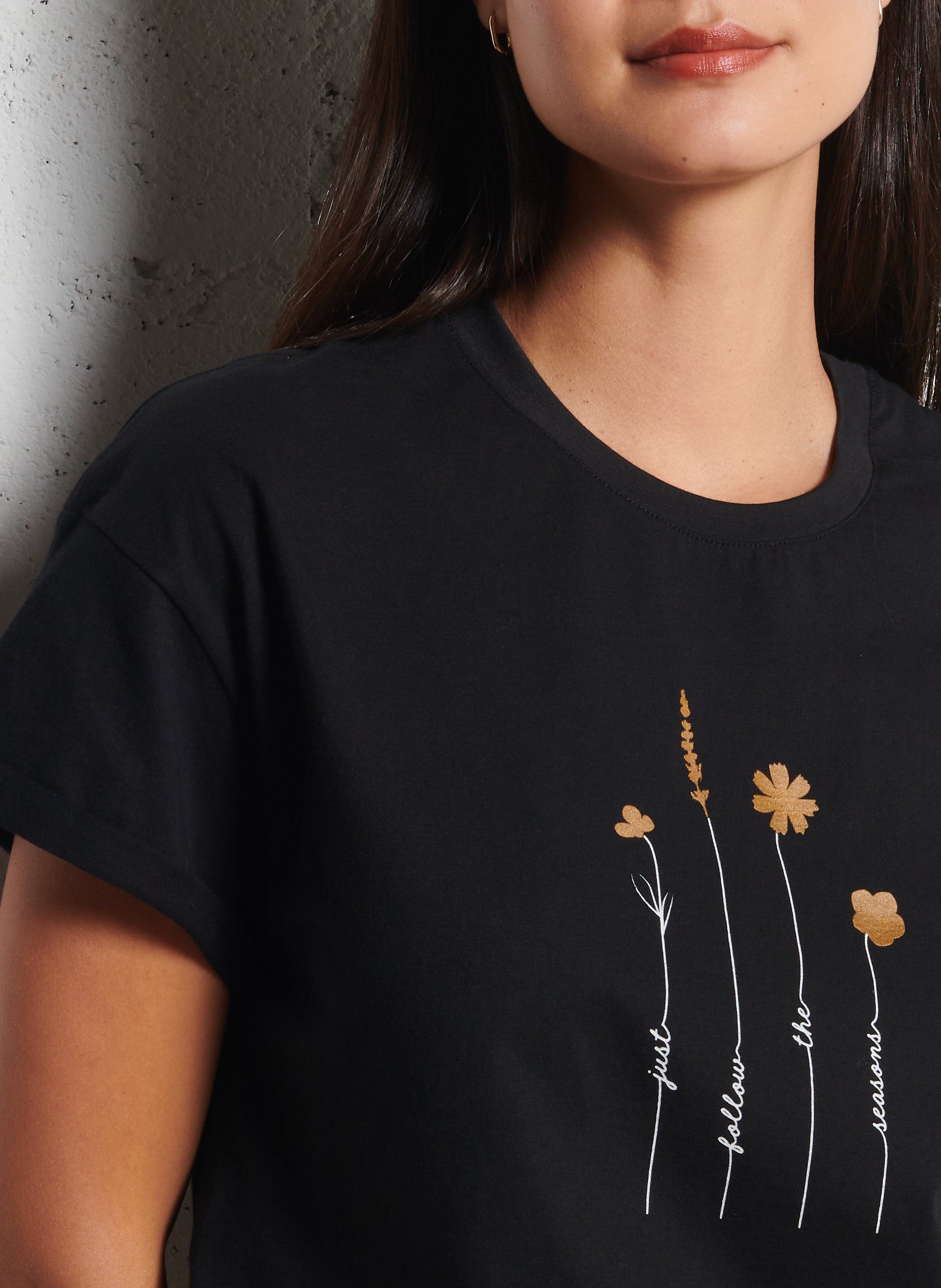 Straight round-neck cotton T-shirt with screen print I CODE Black