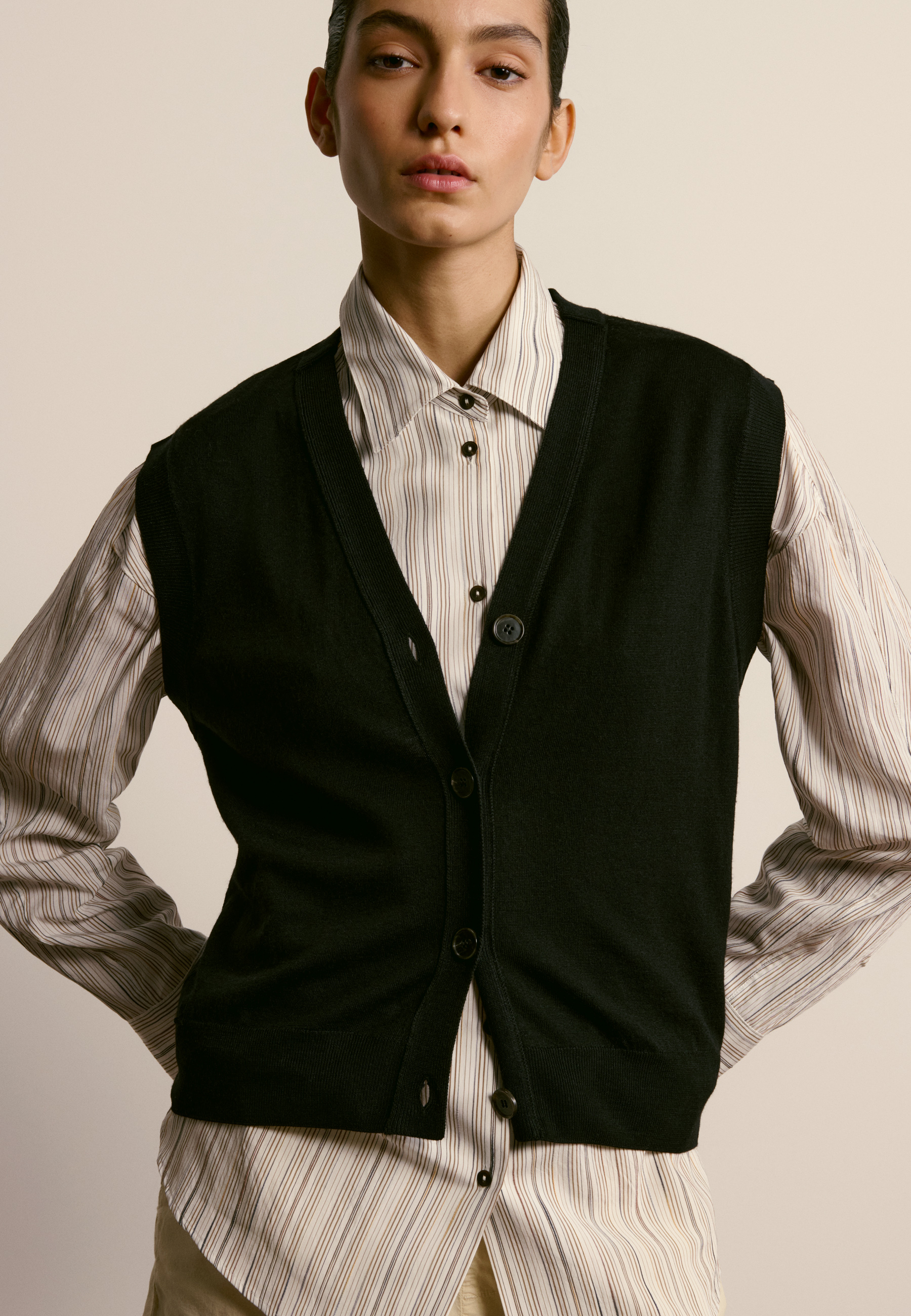 Merino wool sleeveless cardigan MAISON MONTAGUT Black