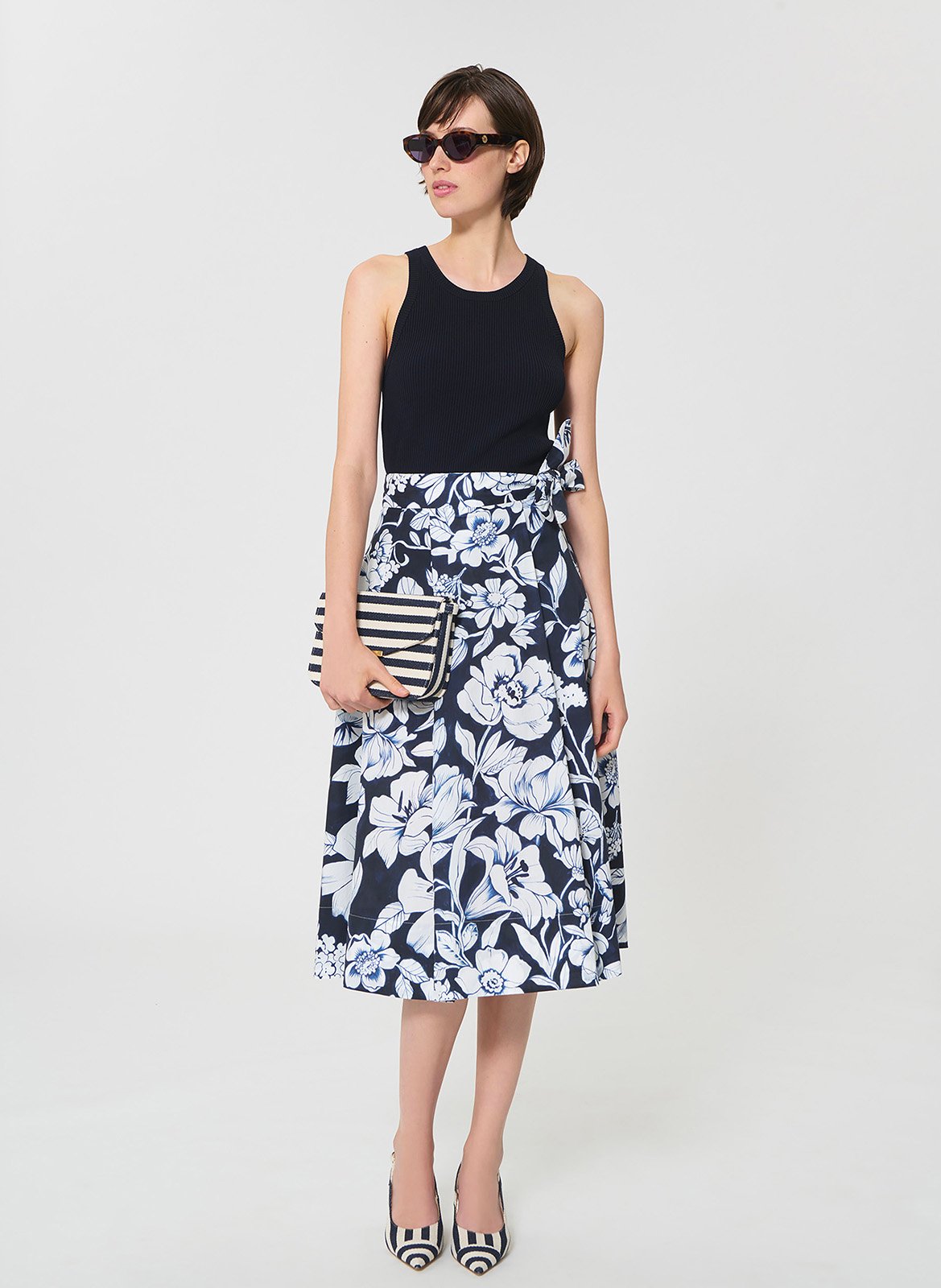 Malilen U-neck sleeveless top TARA JARMON Blue