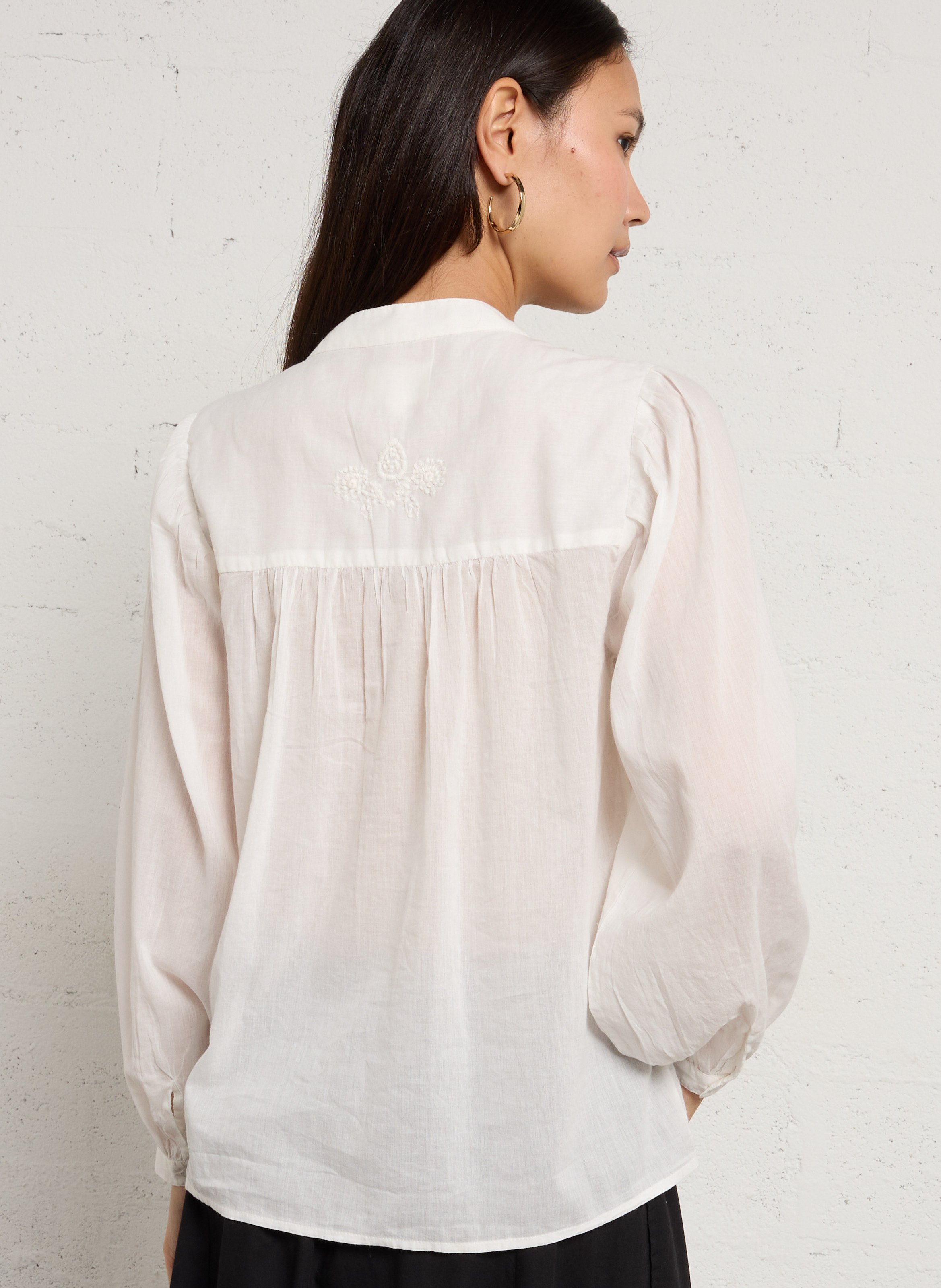 Chemise droite col V en coton brodé MAISON 123 Blanc