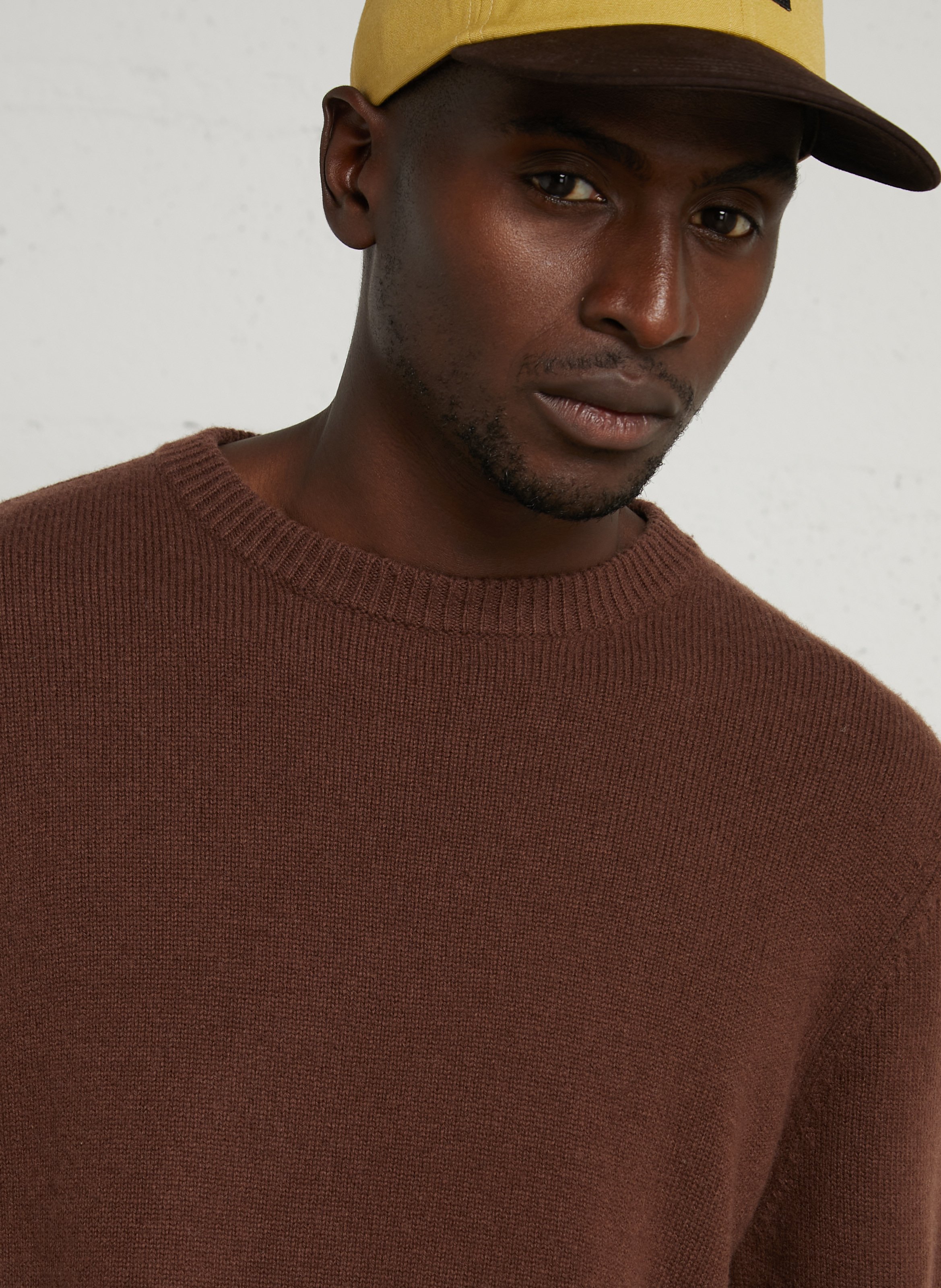 Pull droit col rond en laine  MAJESTIC FILATURES Marron