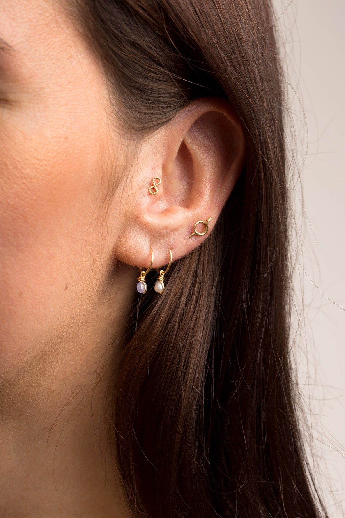 Mini hoop earrings with pearls YAY White