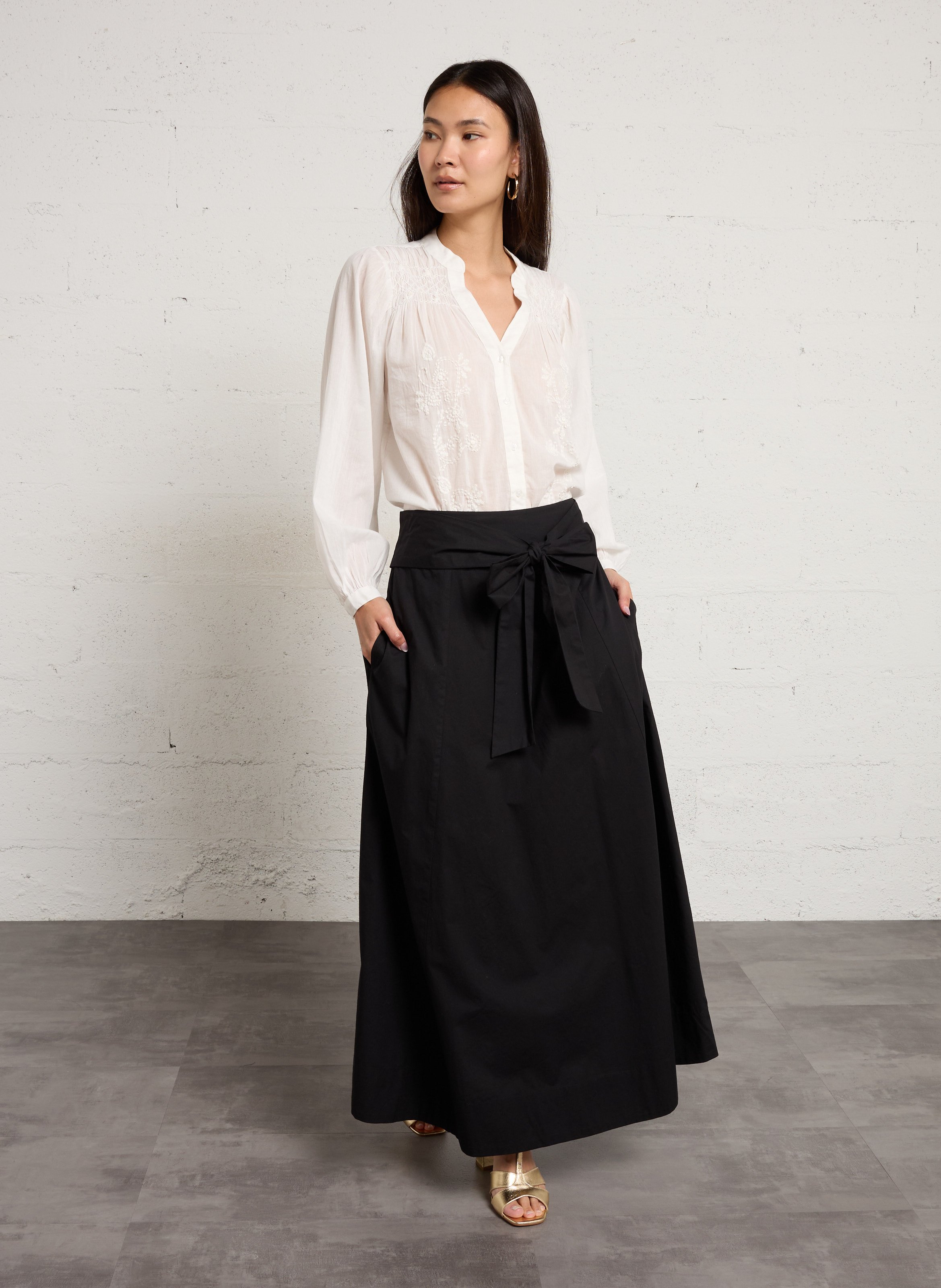Chemise droite col V en coton brodé MAISON 123 Blanc
