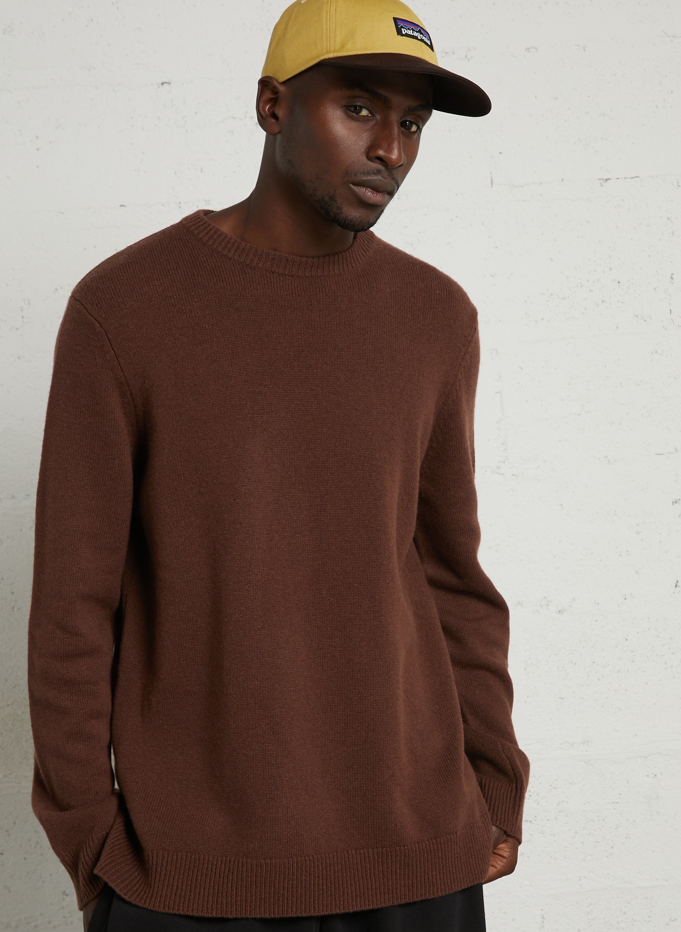 Pull droit col rond en laine  MAJESTIC FILATURES Marron