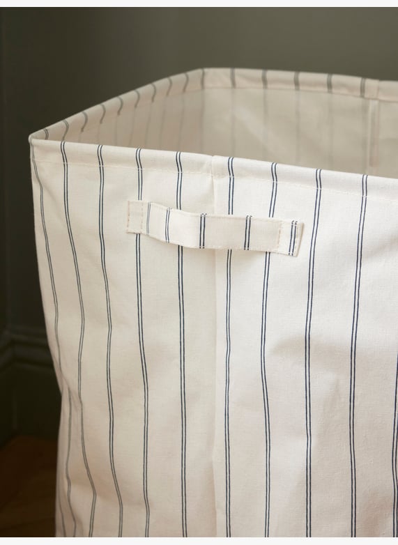 Basket cyrillus hot sale