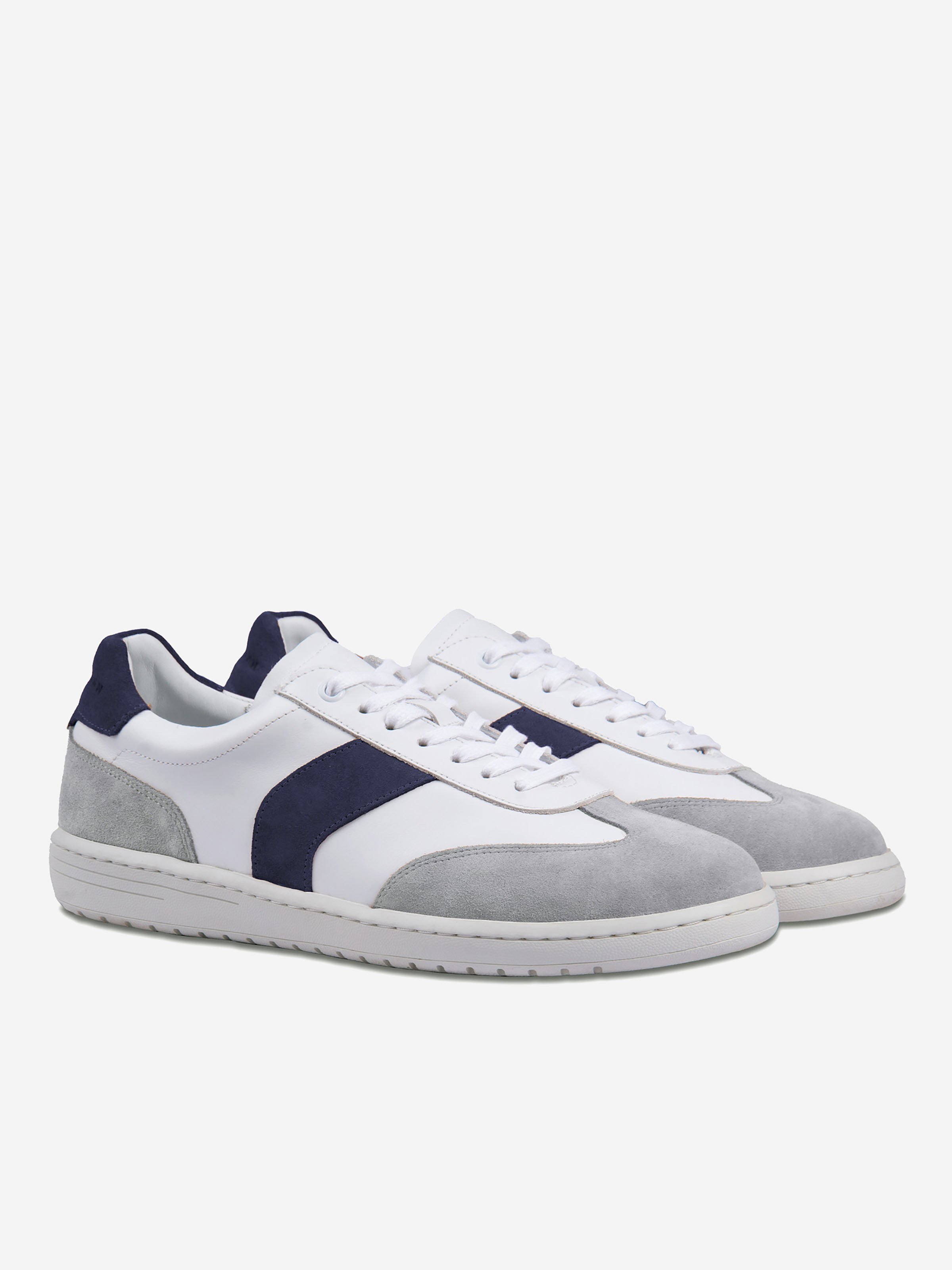 Smooth leather Lucas tennis shoes JULES & JENN White