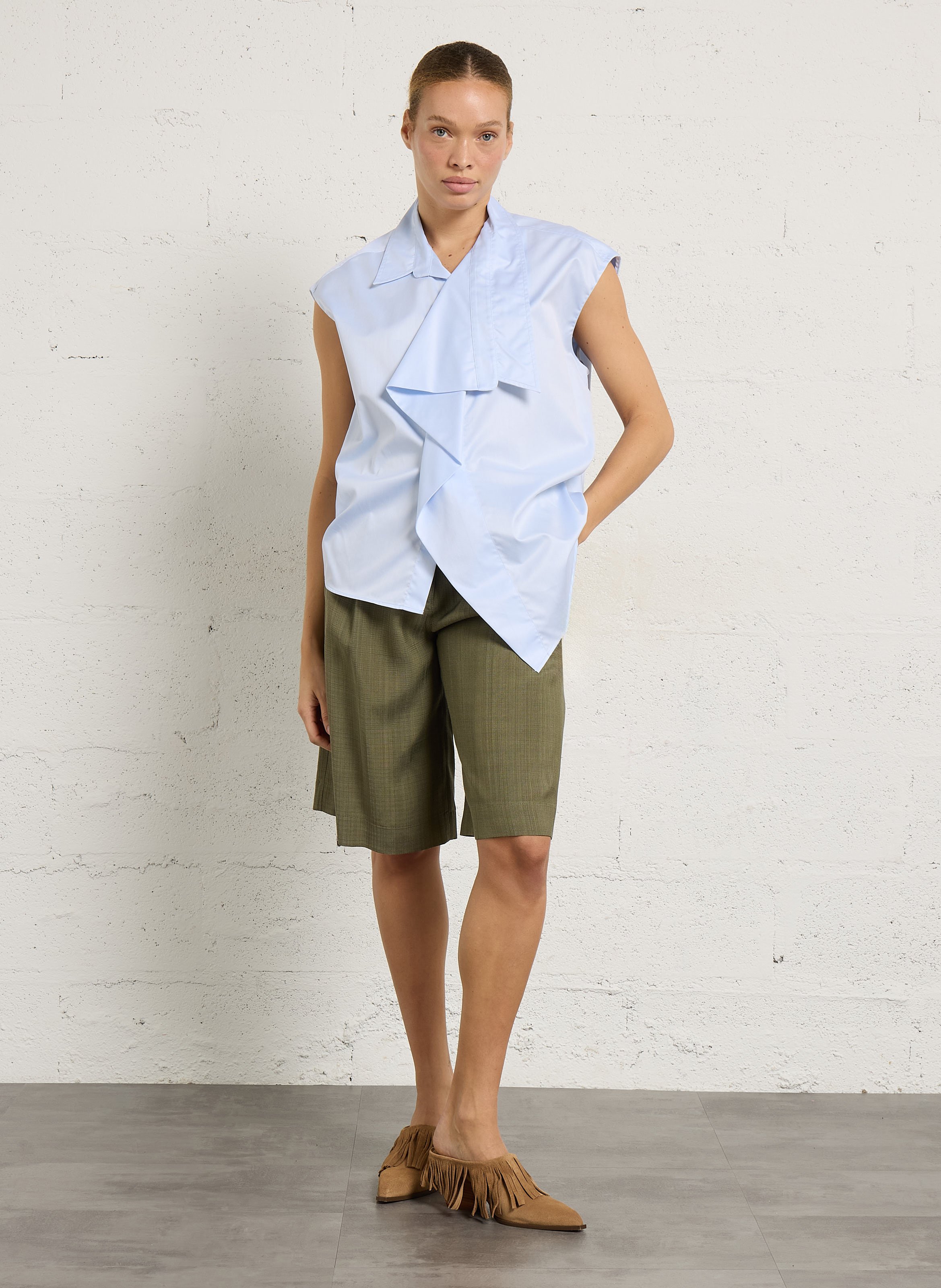 Baumwollbluse mit asymmetrischem Kragen MARGAUX LONNBERG Blau