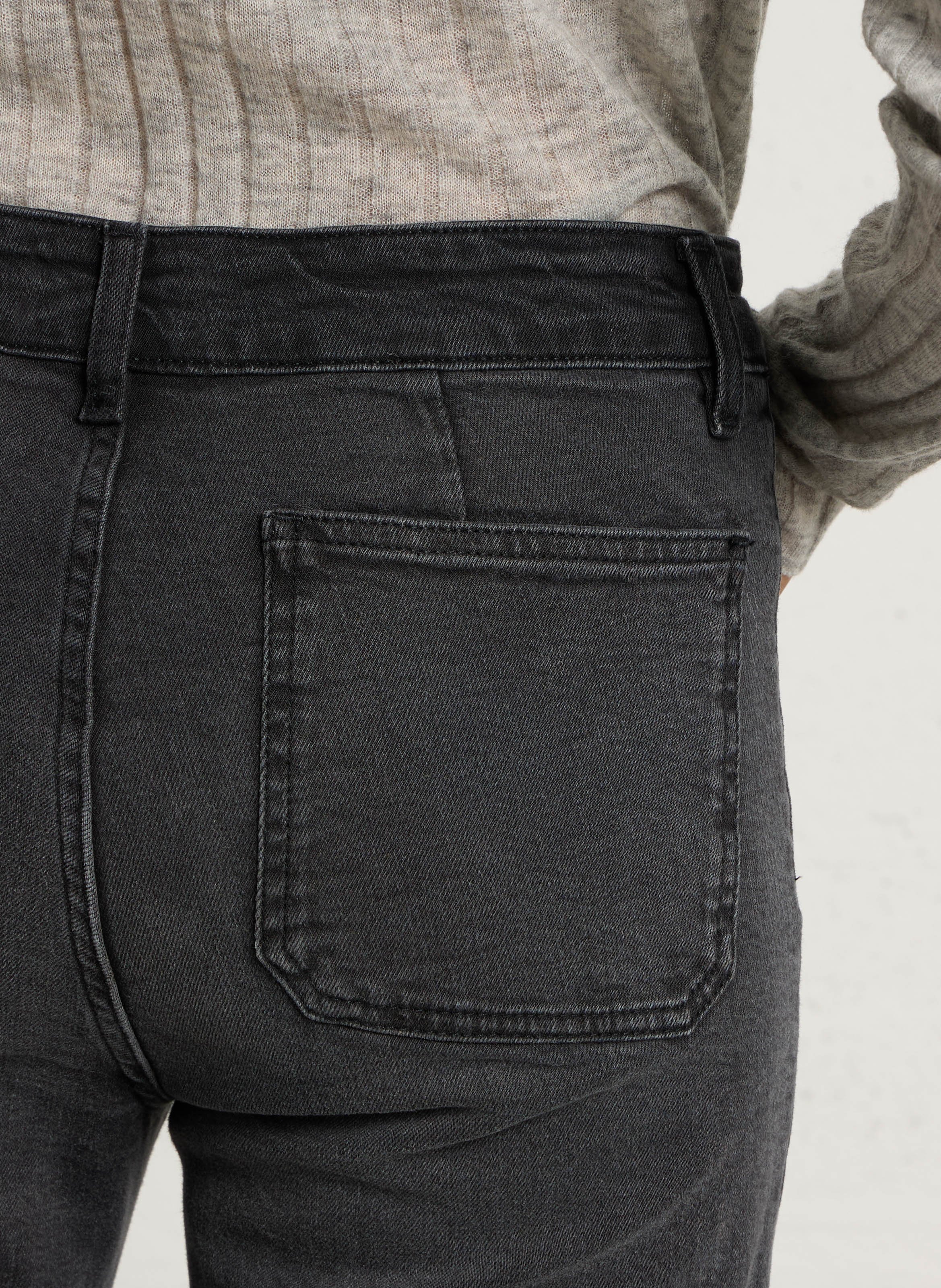 Flared Jeans aus Baumwoll-Mix mit hohem Bund ACQUAVERDE Schwarz