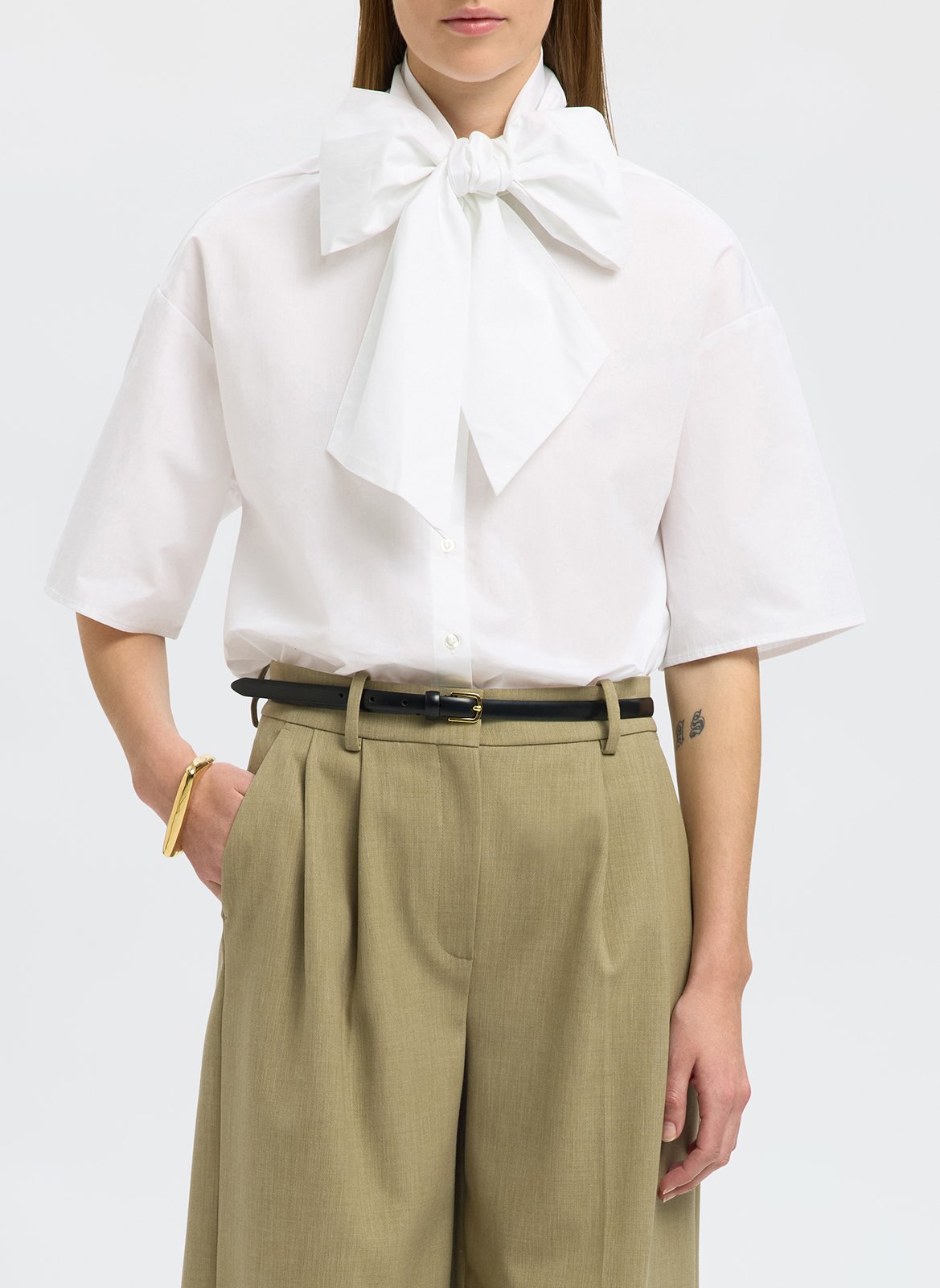 Shirt with Lavallière collar in blended organic cotton SELECTED White