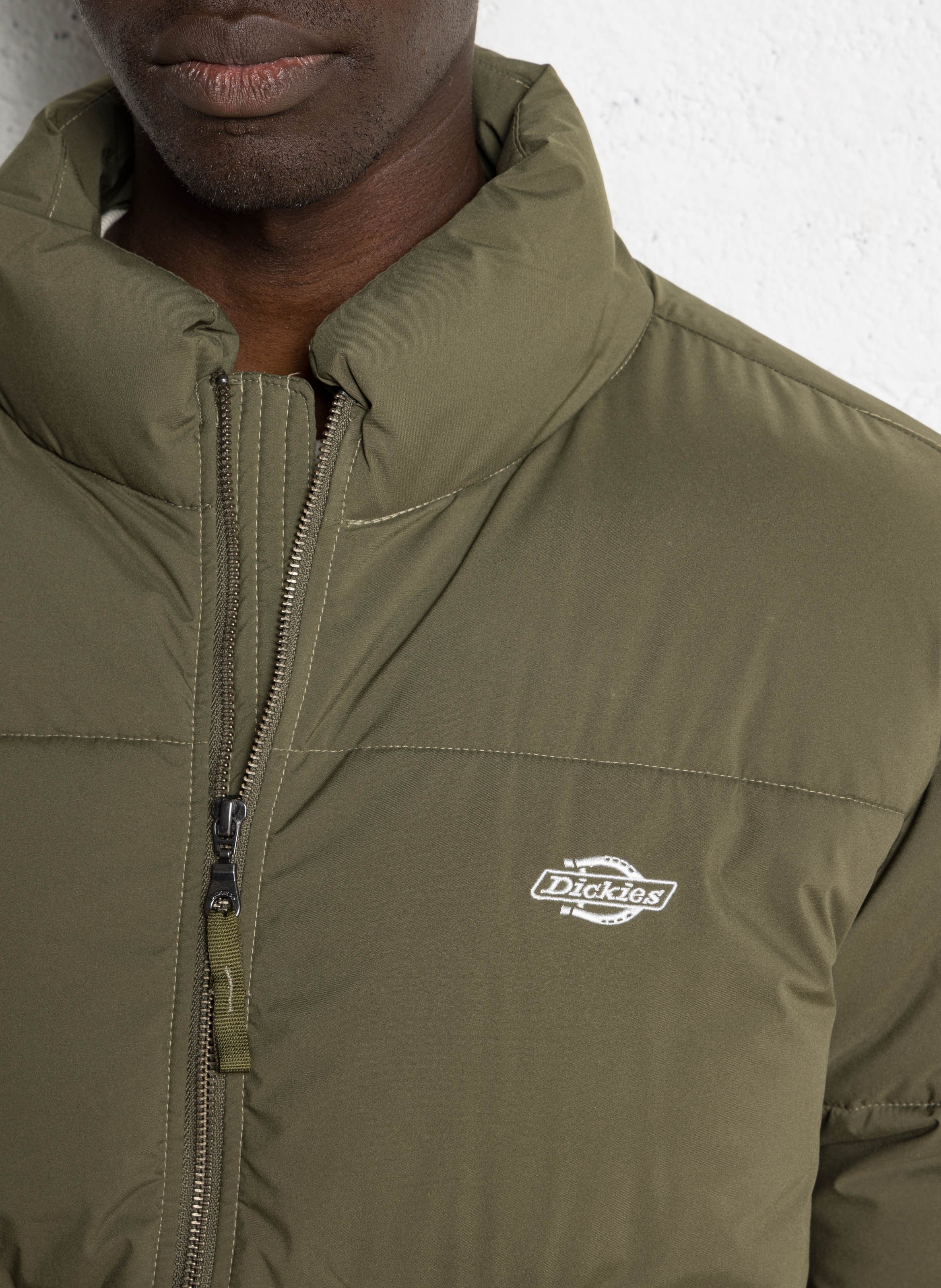 Rechte gewatteerde jas met opstaande kraag en borduursel DICKIES Kaki