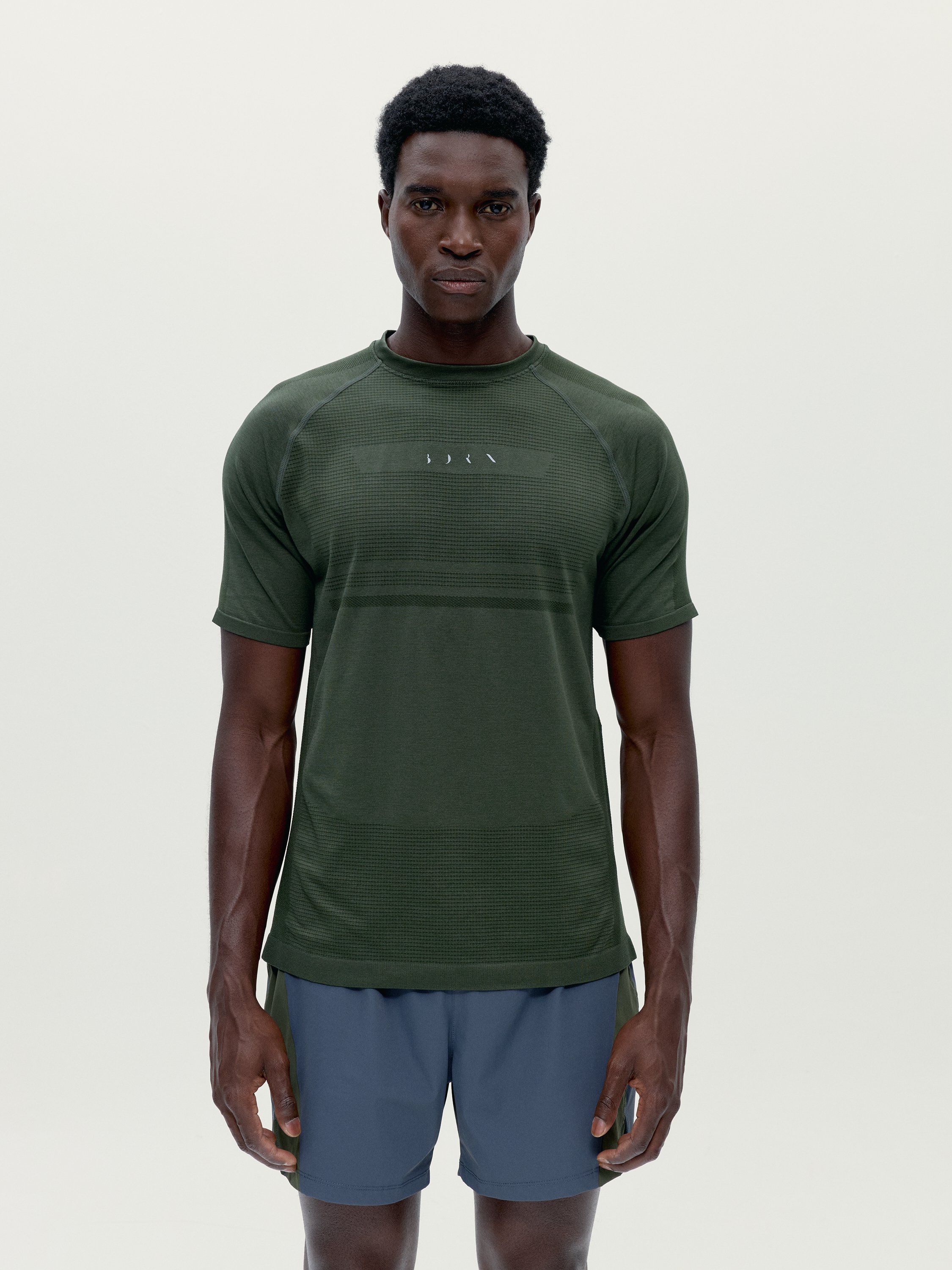 Men's sports T-shirt with short sleeves and reflective details BORN Green