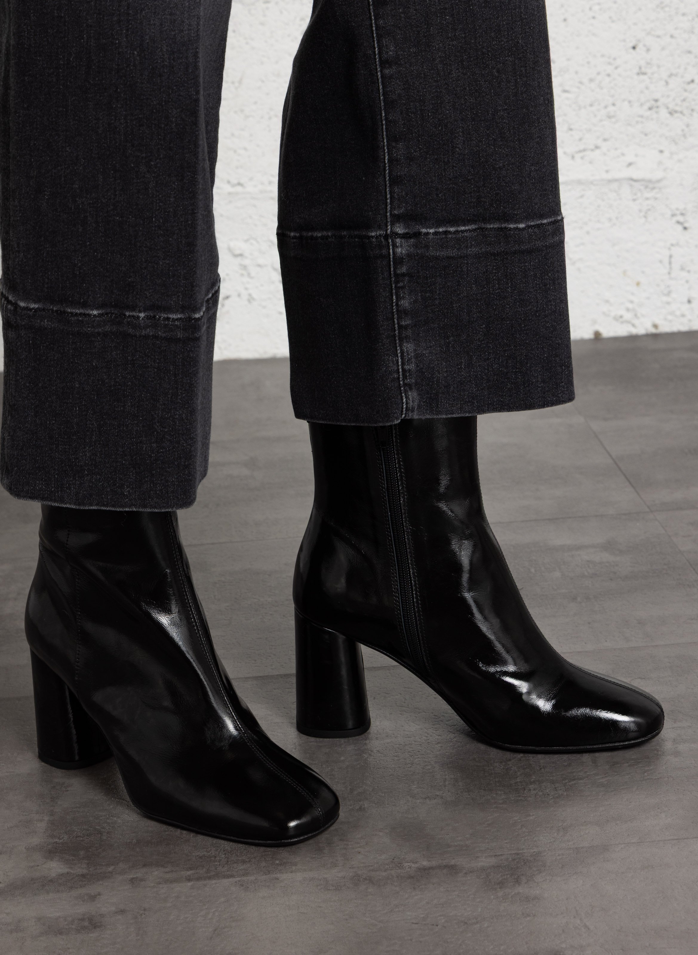 Stiefeletten aus Lackleder mit Absatz COSMOPARIS Schwarz