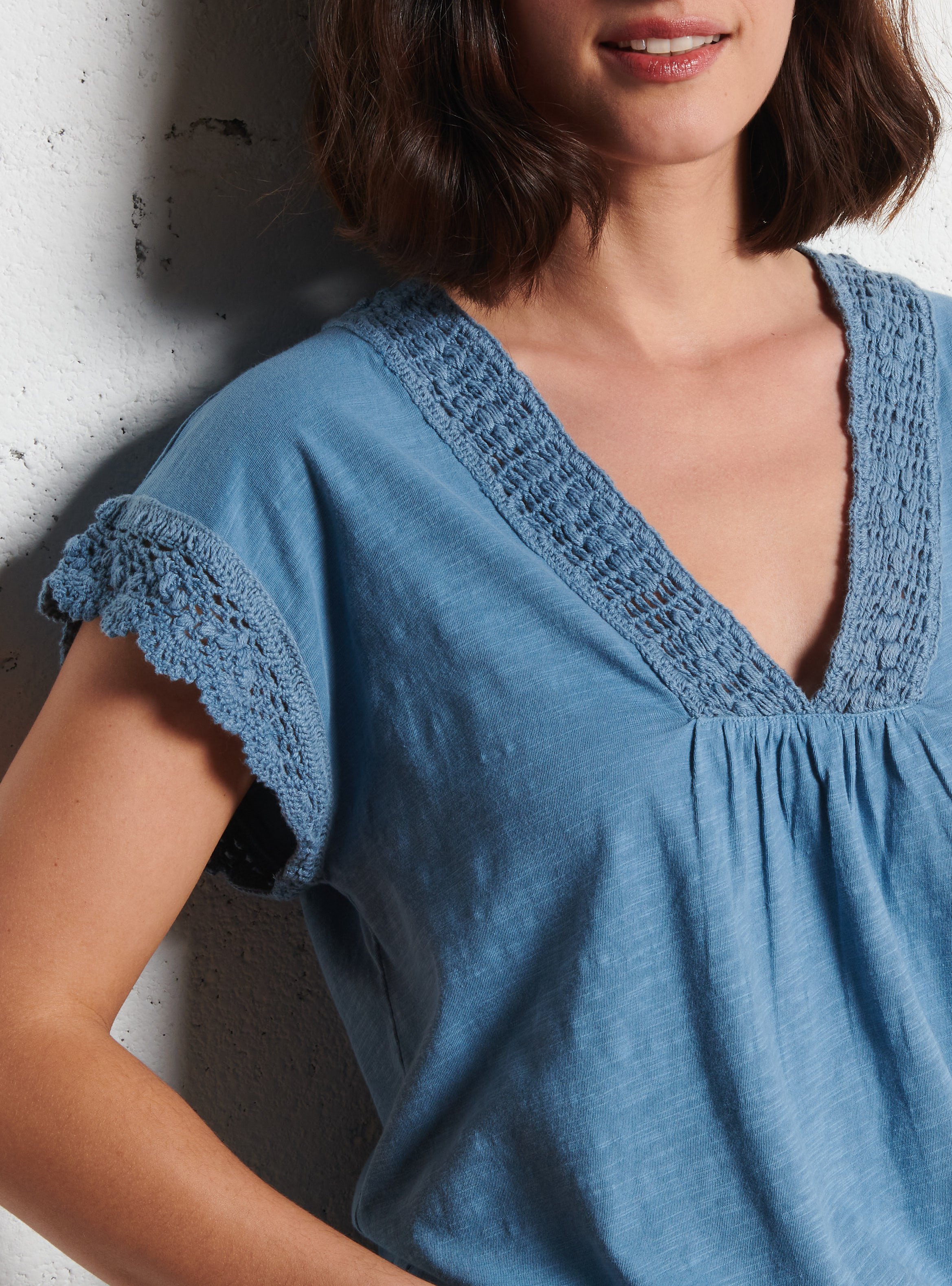 Plain straight T-shirt with cotton embroideries MAISON 123 Blue