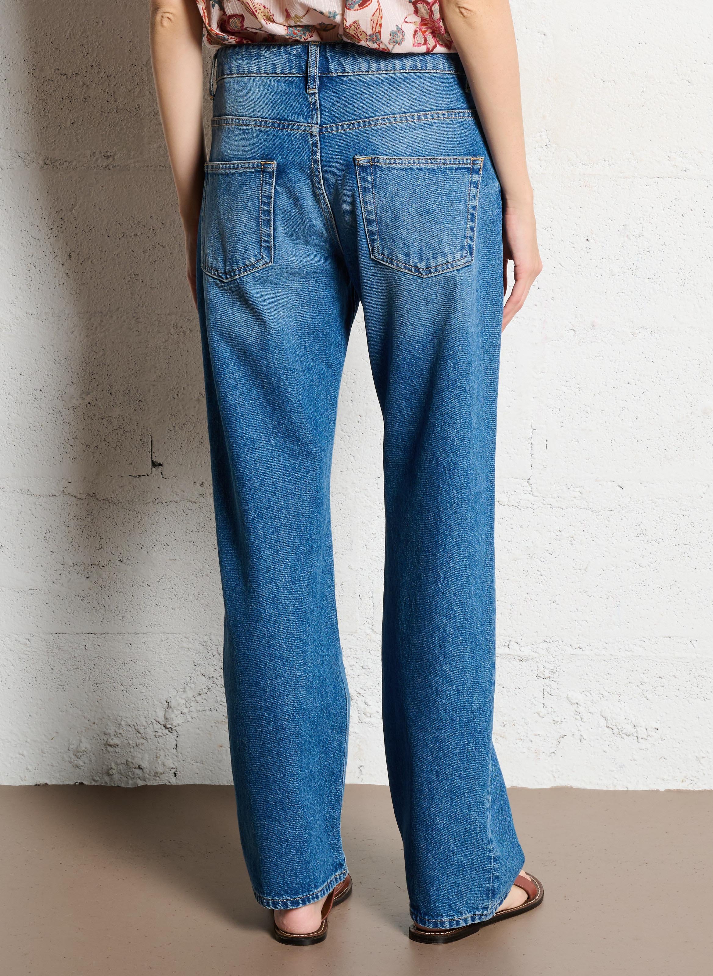 - Straight Cut Jeans
- 5 Taschen
- Gerader Schnitt
- Stone-Washed-Optik ACQUAVERDE Blau
