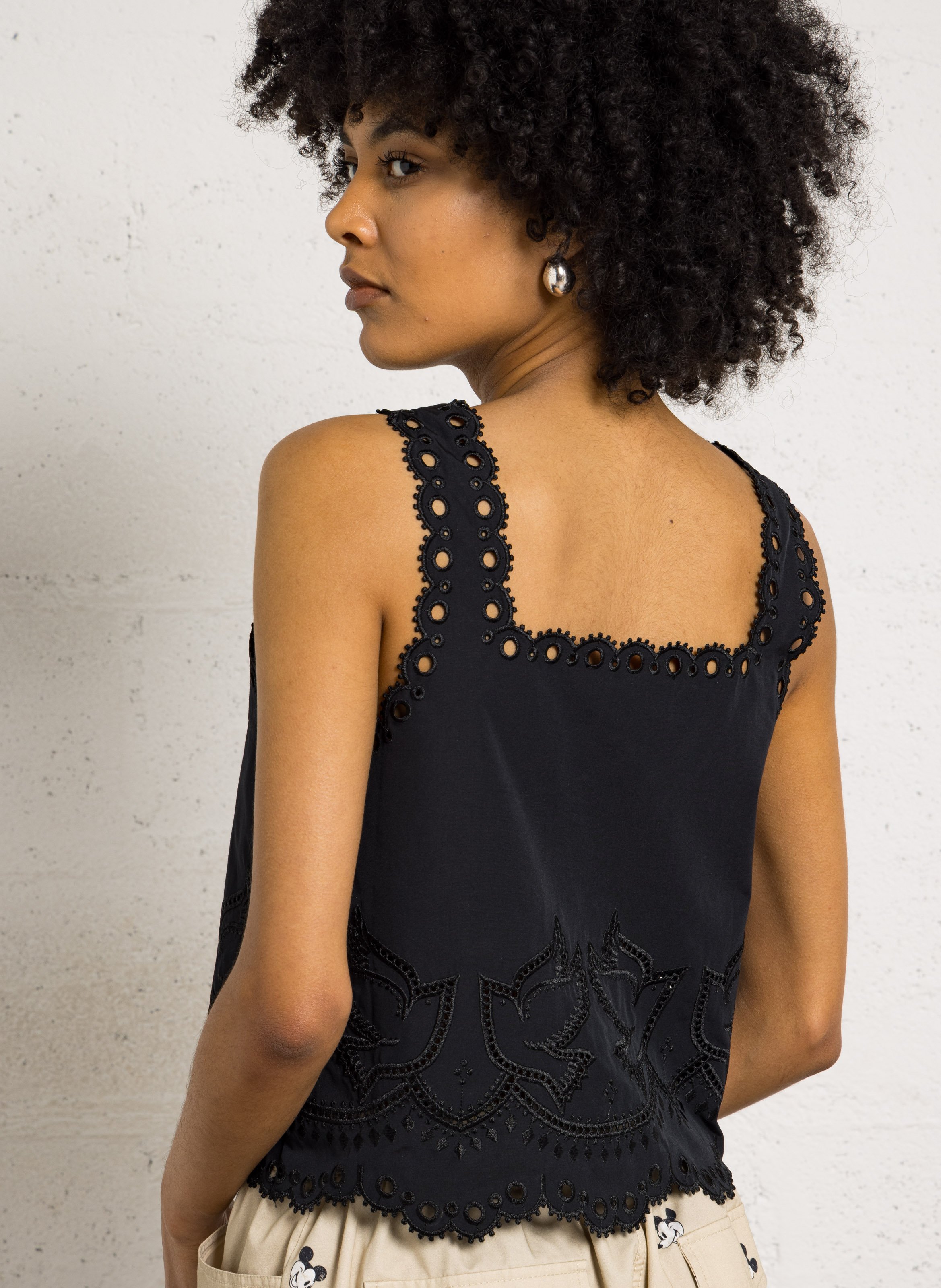 Sleeveless embroidered top BERENICE Black