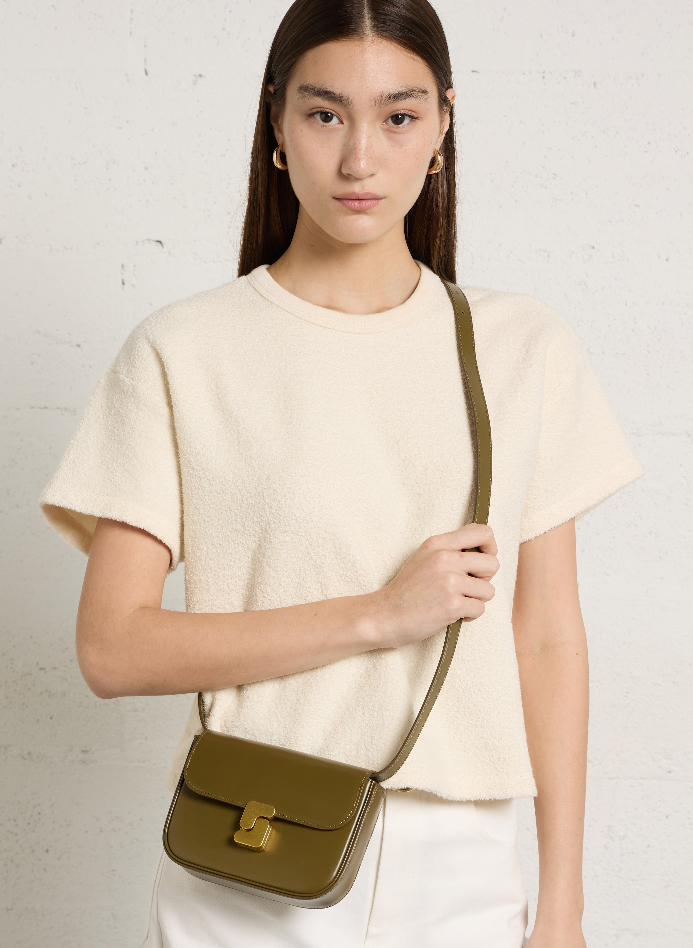 Sac bandoulière en cuir SOEUR Kaki