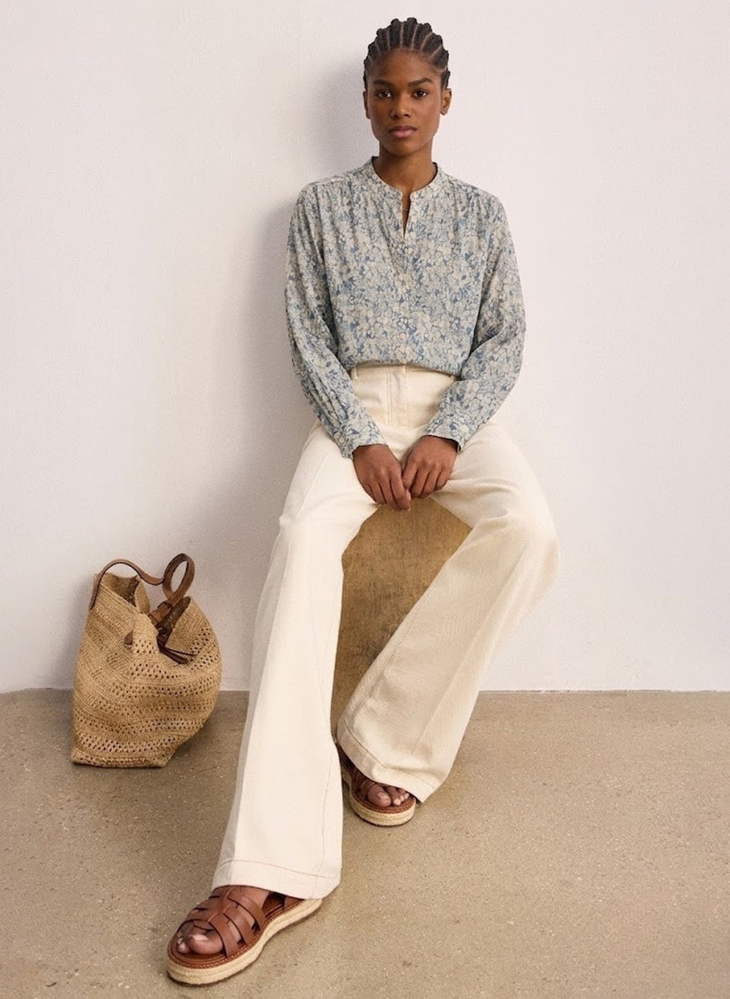 Gerade geschnittene Bluse mit Rundhalsausschnitt und Print PABLO Blau