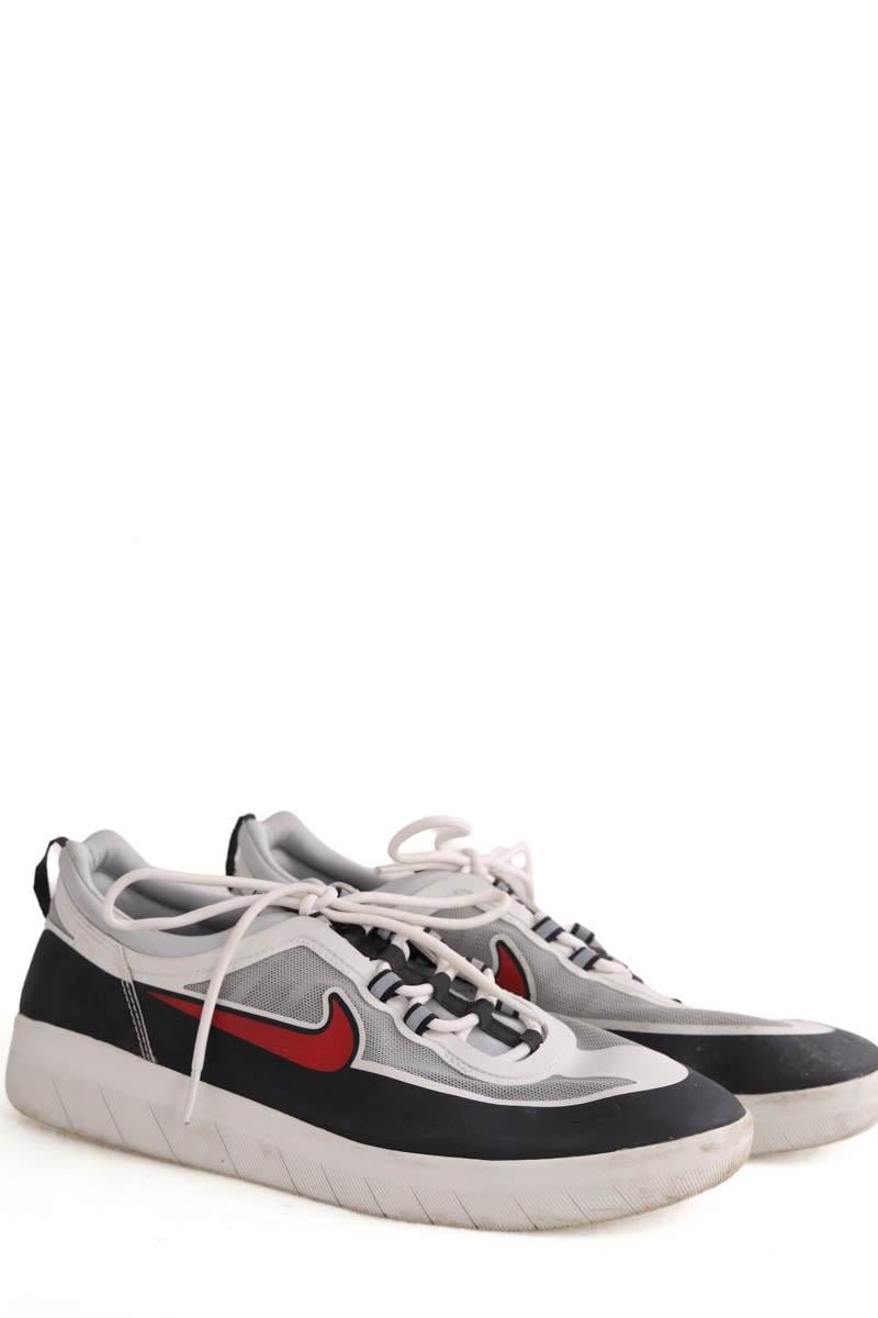 Low-top sneakers NIKE - Seconde Main Grey