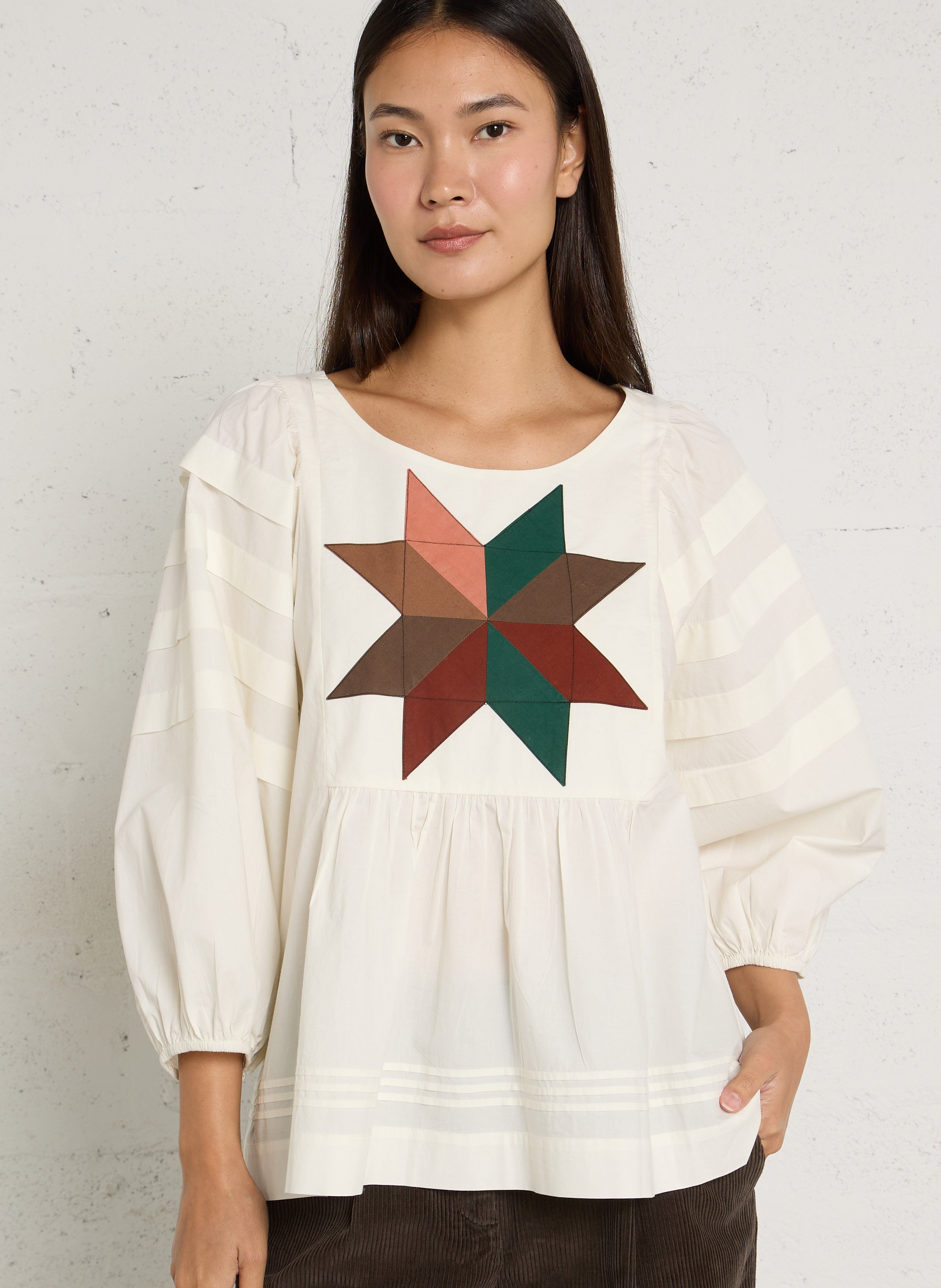 Ruim geborduurde blouse van biologisch katoen LEON & HARPER