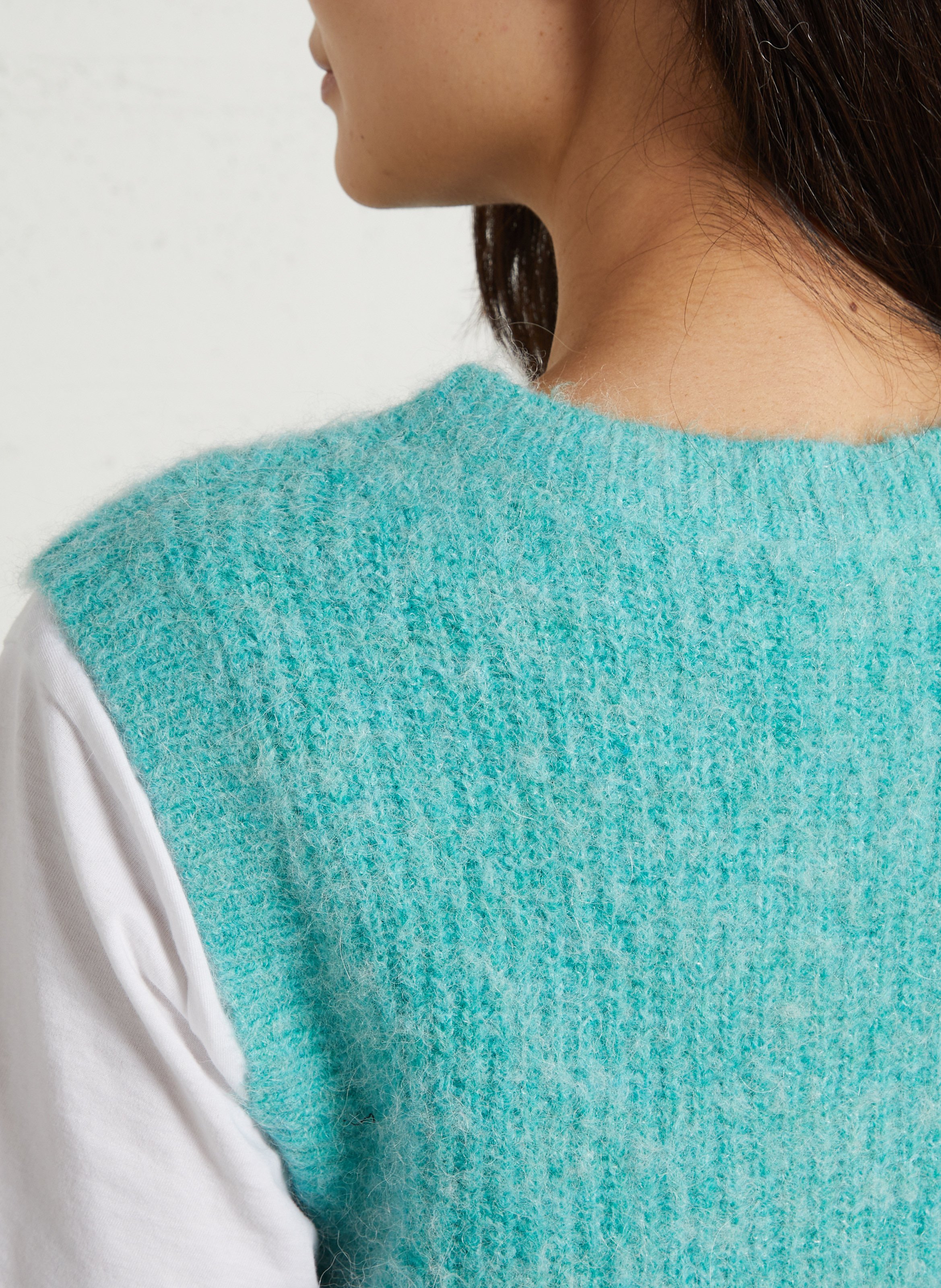 Sleeveless fluffy knit buttoned cardigan AMERICAN VINTAGE Blue