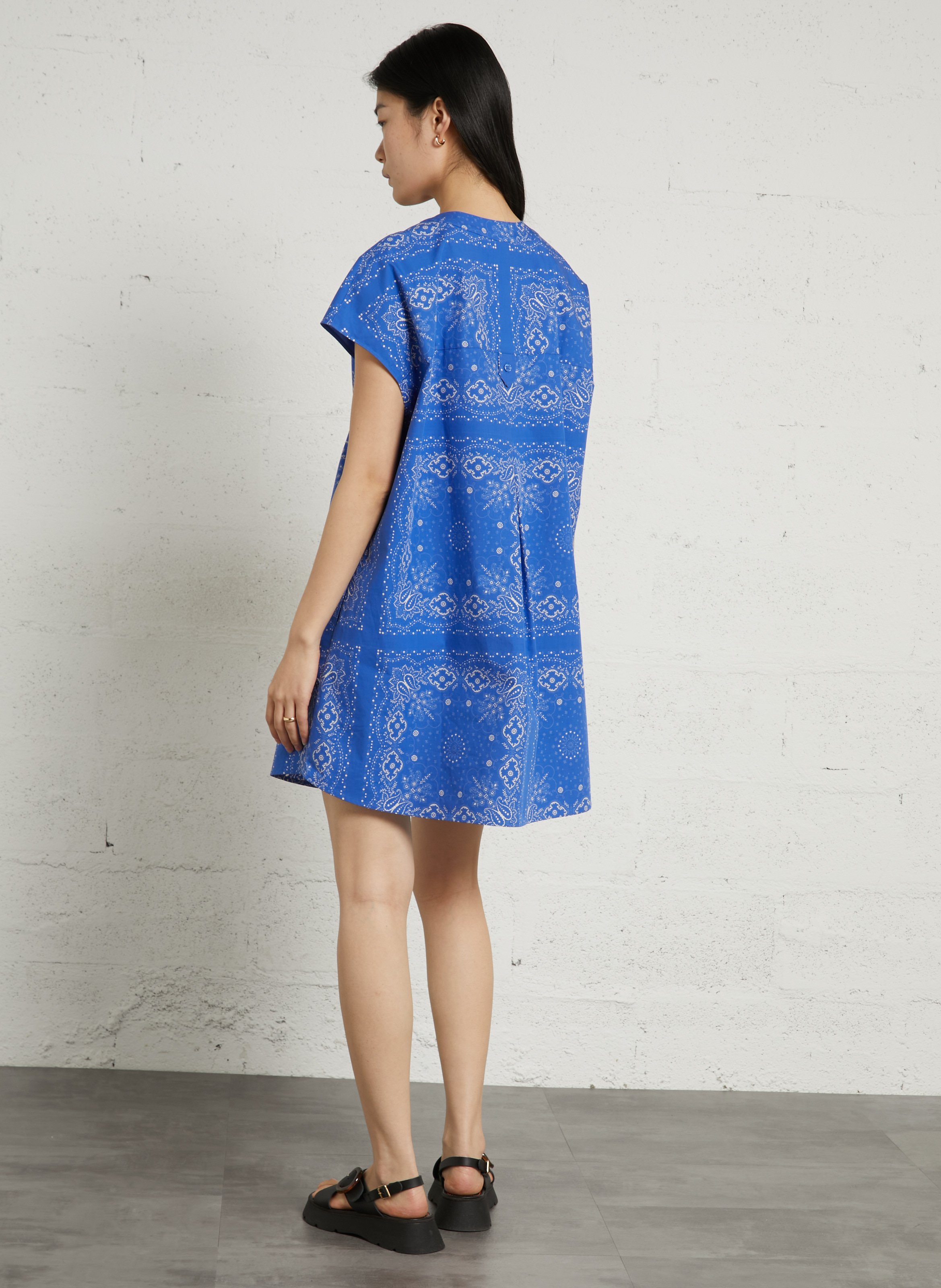 Midi-Kleid mit weitem Schnitt und V-Ausschnitt BENSIMON Blau