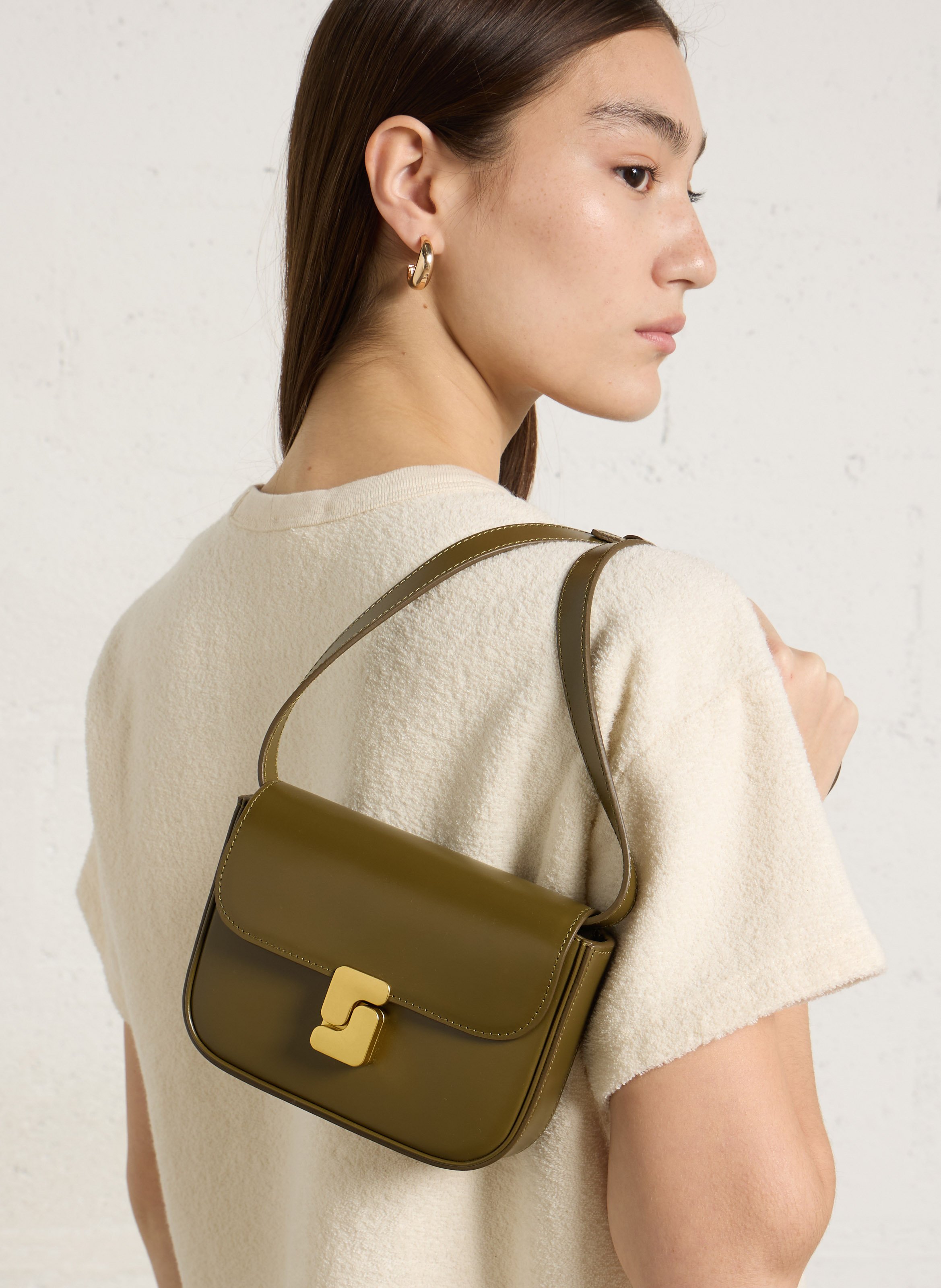 Sac bandoulière en cuir SOEUR Kaki