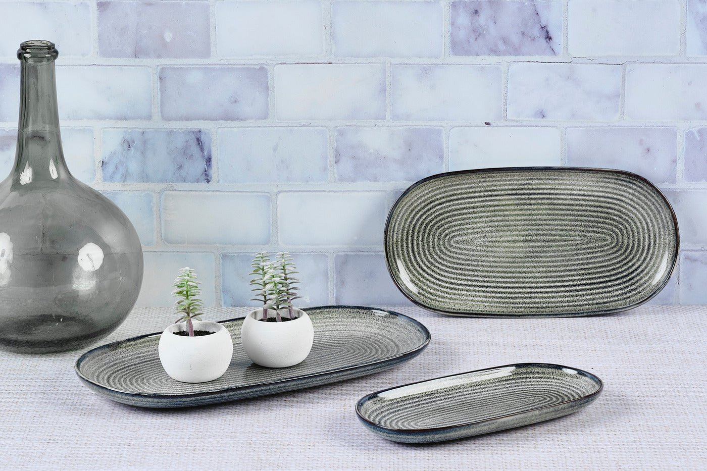 Zen serving tray - 3 sizes - natural BJORN Grey