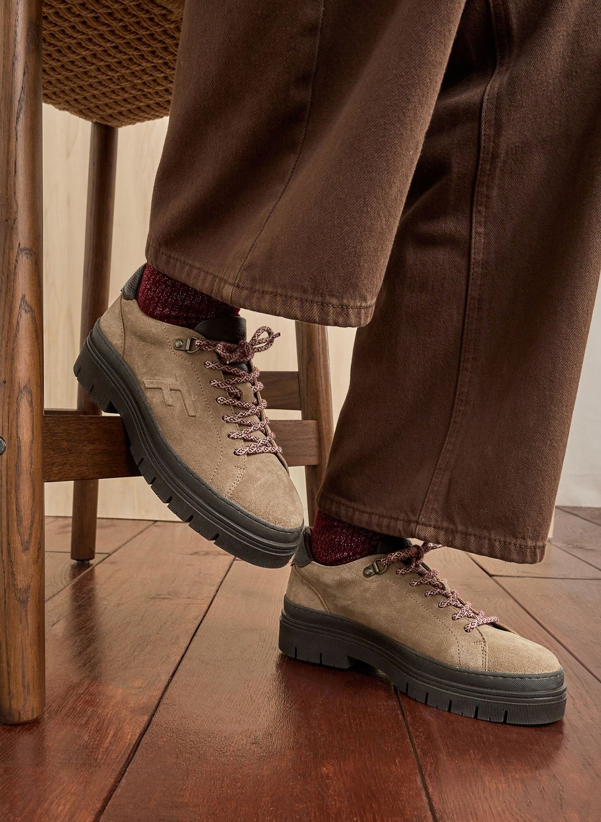 Sneaker aus Leder-Mix mit Keilabsatz FAGUO Beige