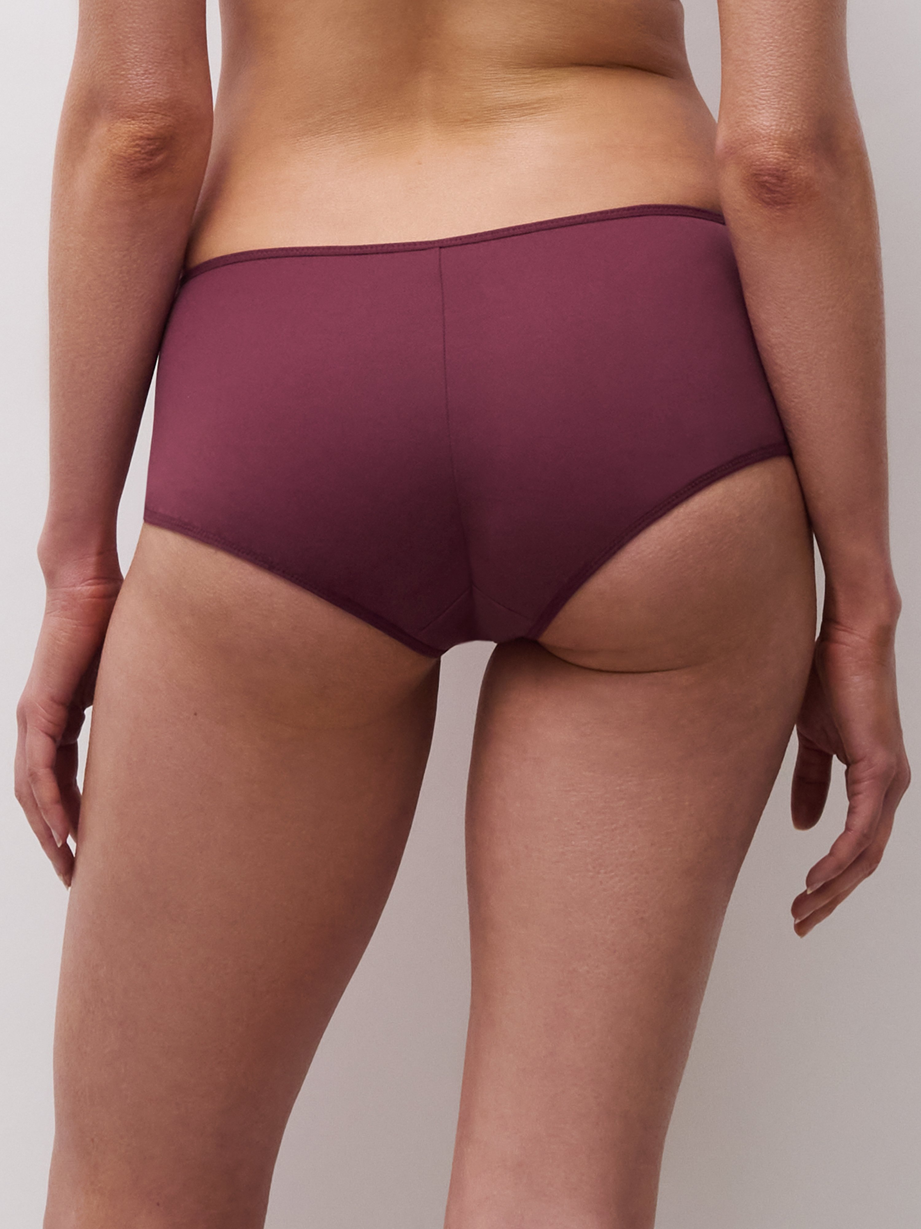 A La Belle Etoile lace shorts CHANTELLE Red