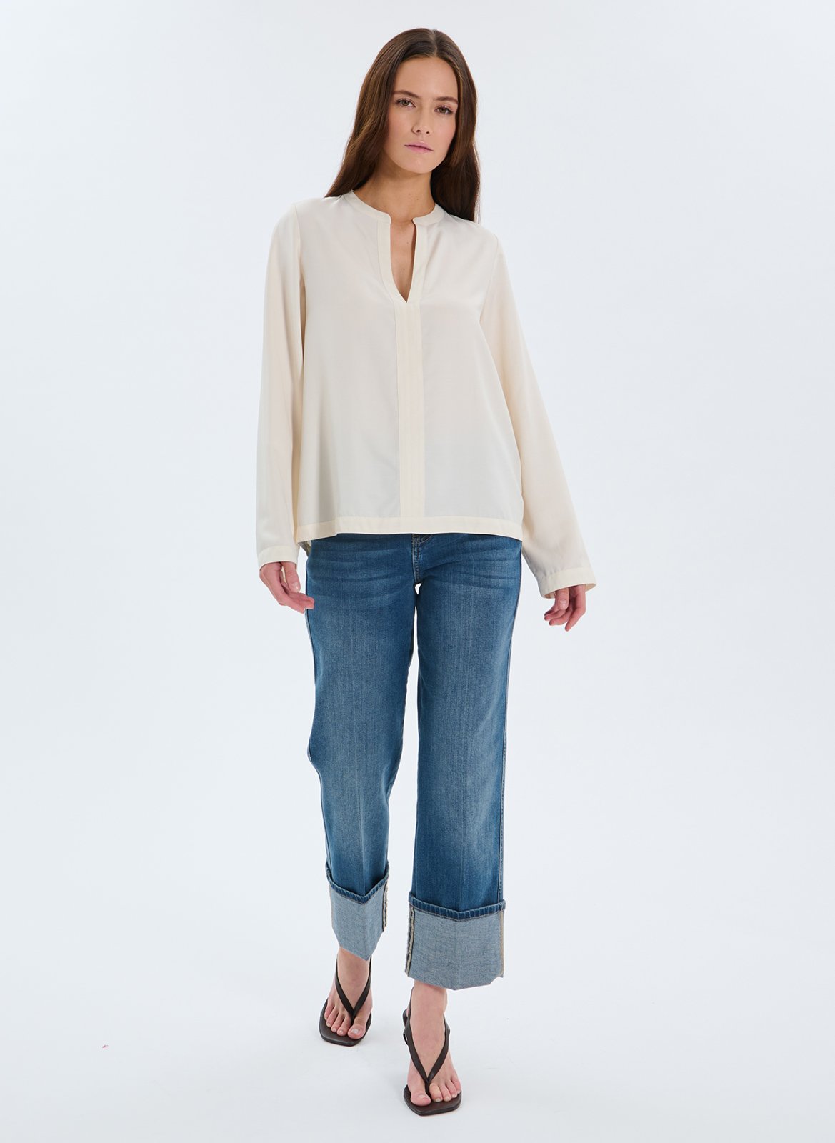 Gerade geschnittene Bluse mit Stehkragen uni ZAPA Weiss