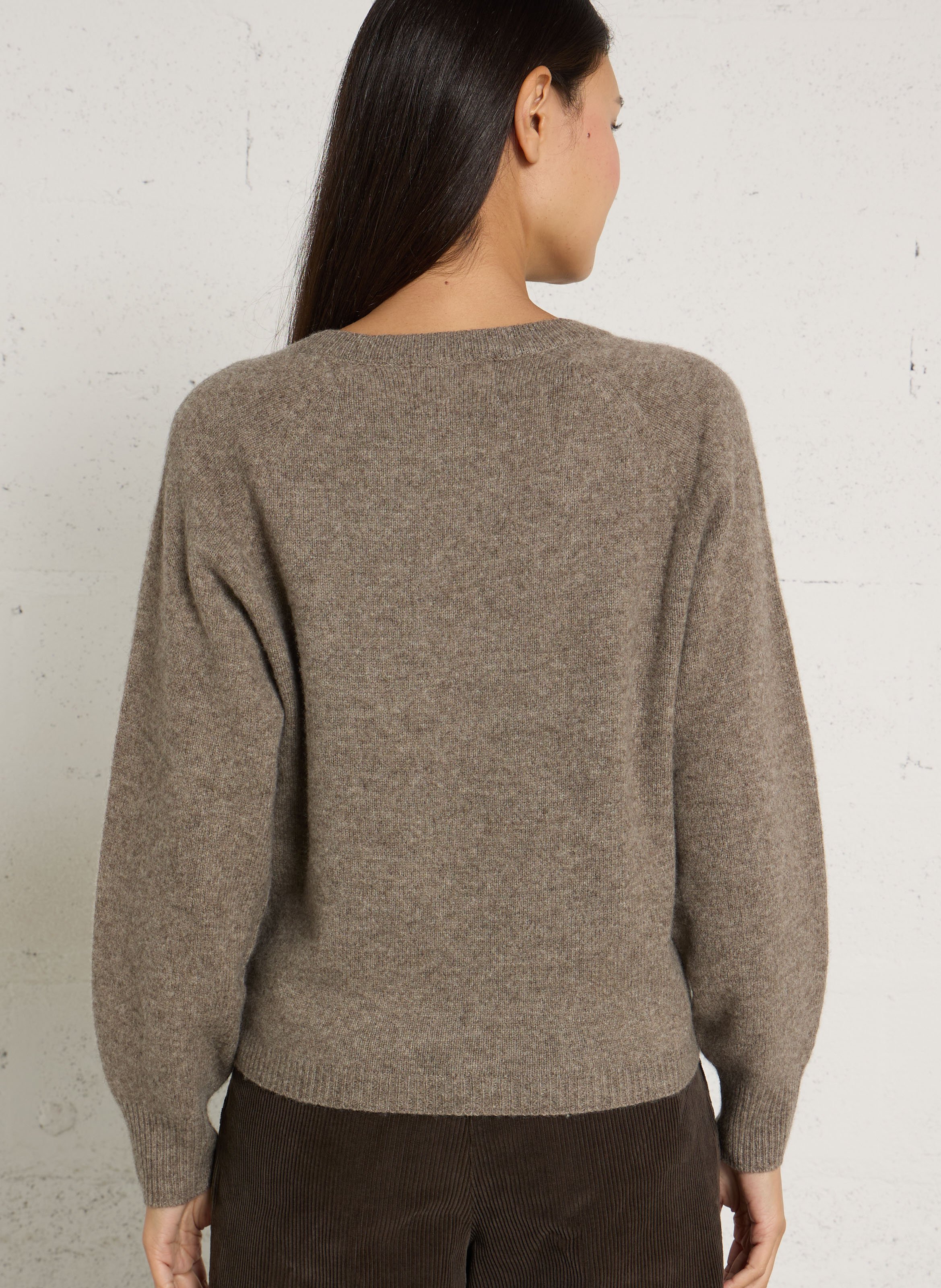 Straight V-neck wool sweater LEON & HARPER Grey