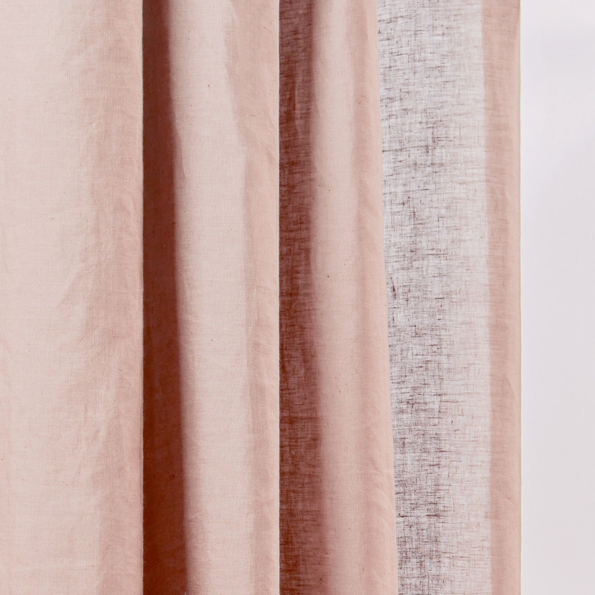 Curtain with black eyelets MADURA Pink