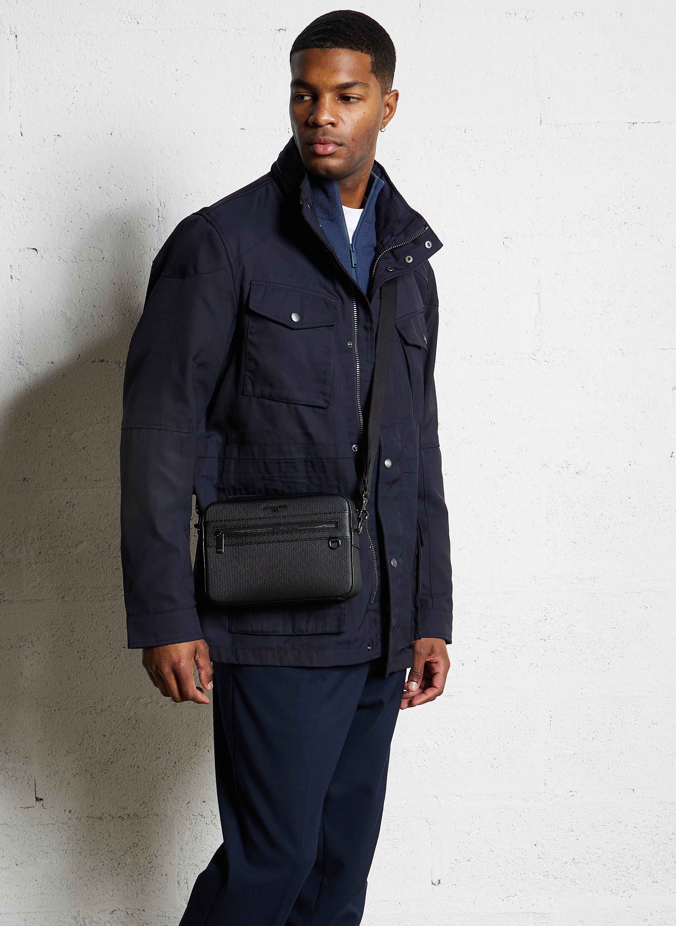 Kleine, leren schoudertas LE TANNEUR Zwart