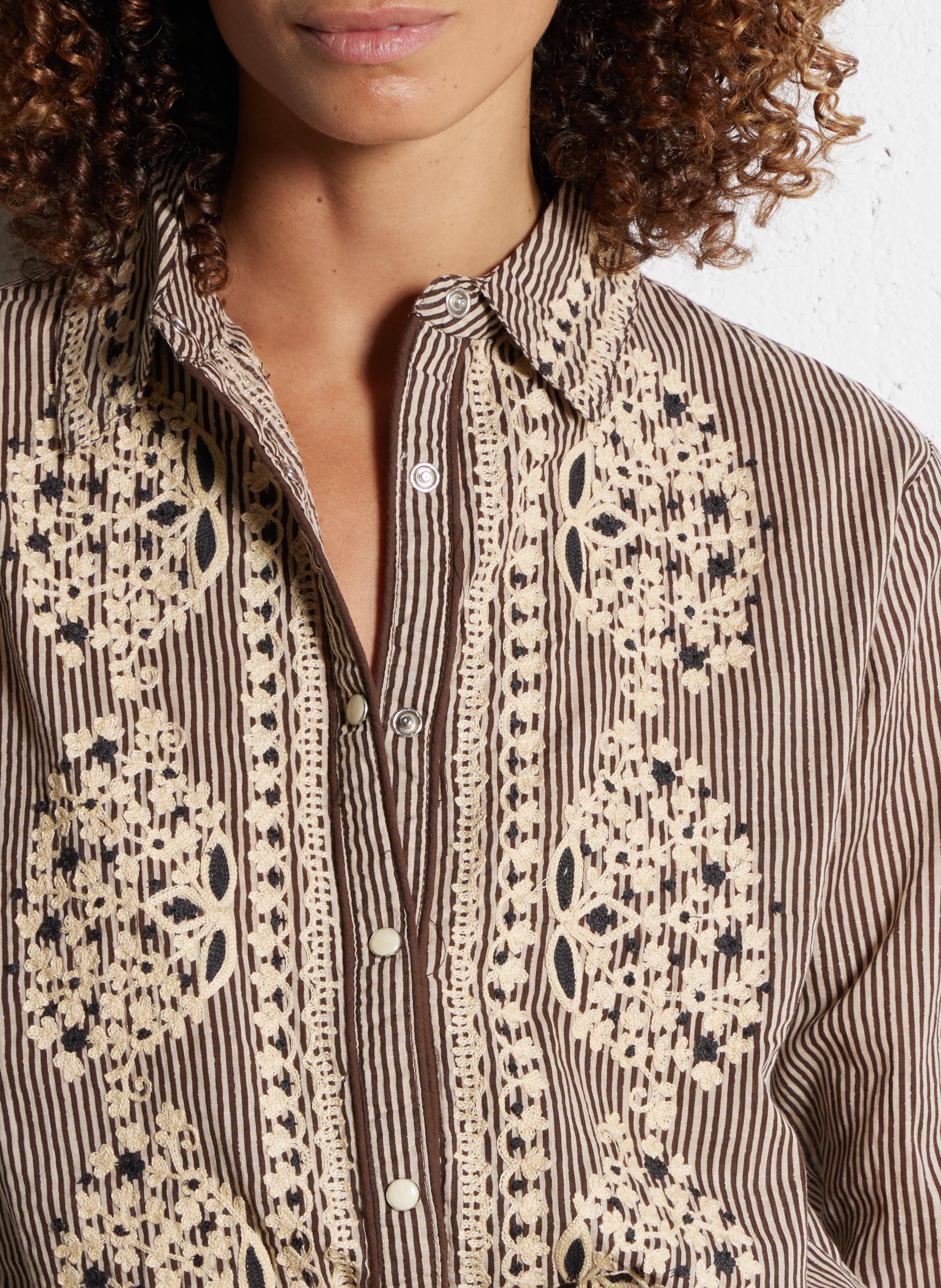 Buttoned striped decorated shirt with long sleeves MAISON HOTEL Beige