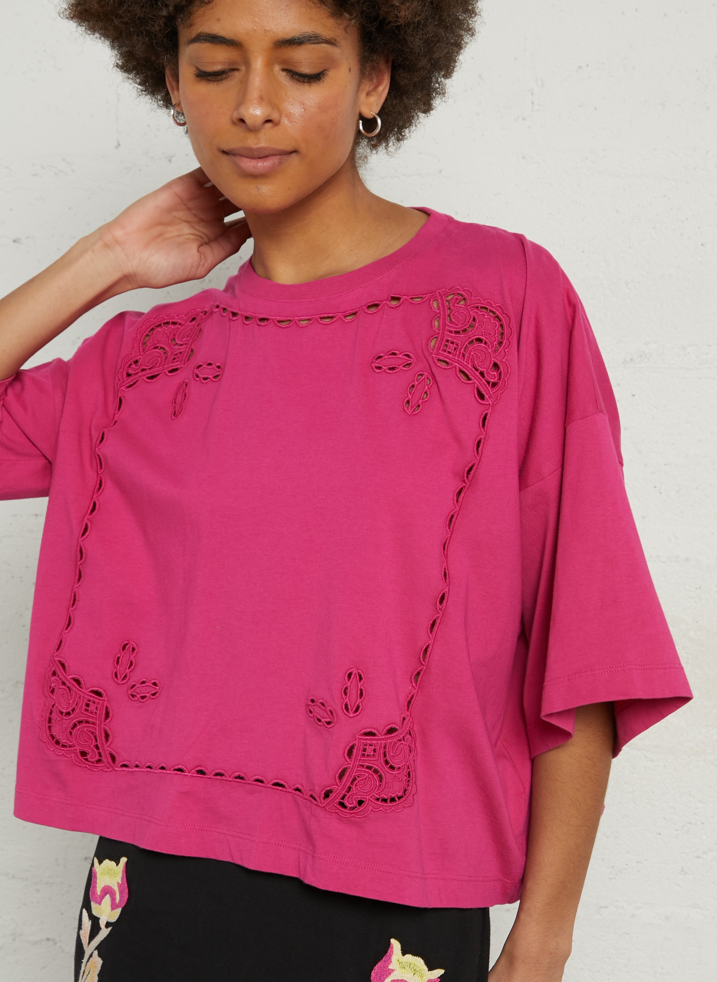 Tee-shirt ample col rond broderie anglaise en coton organique LOUISE MISHA Rose