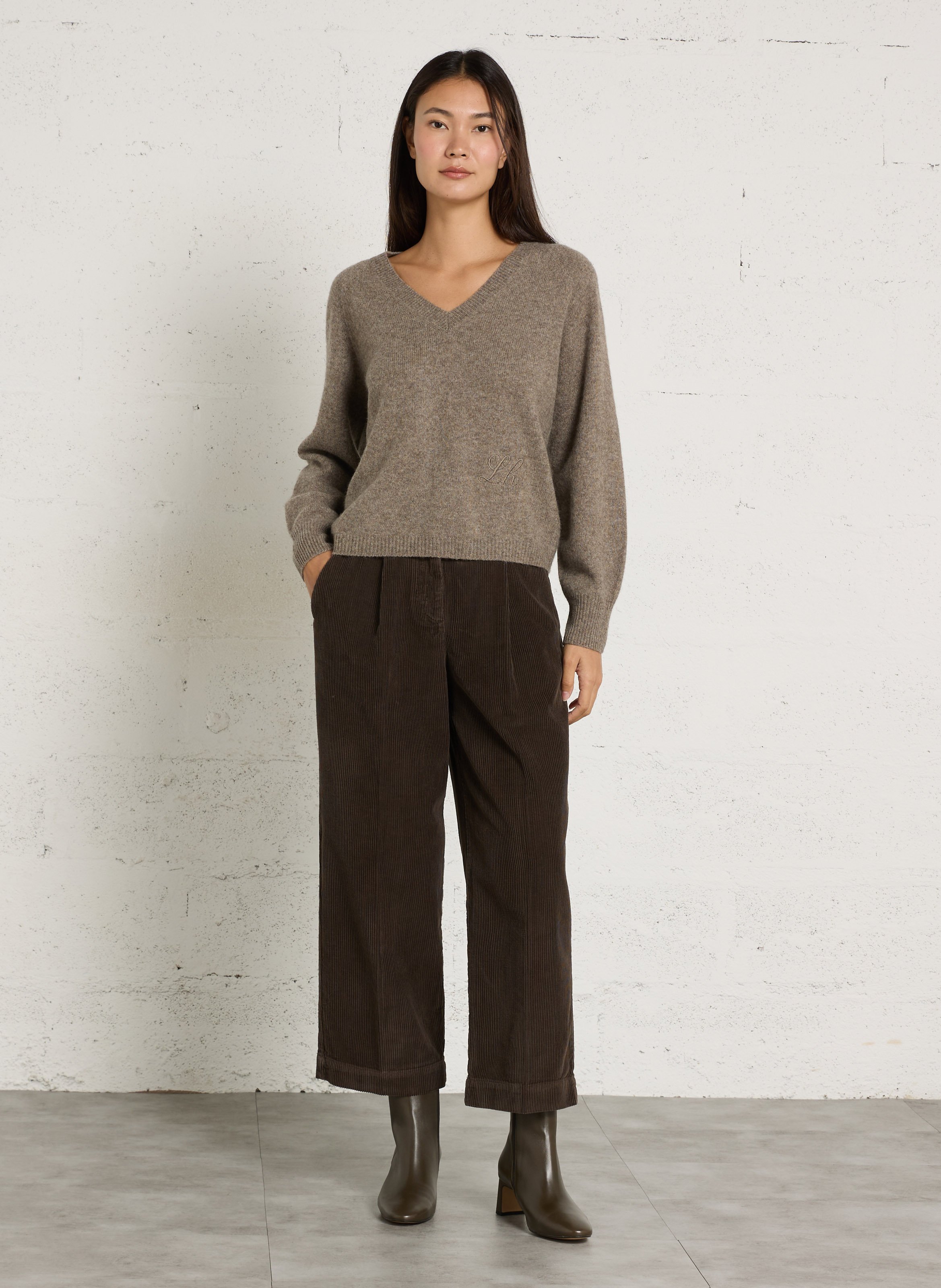 Straight V-neck wool sweater LEON & HARPER Grey