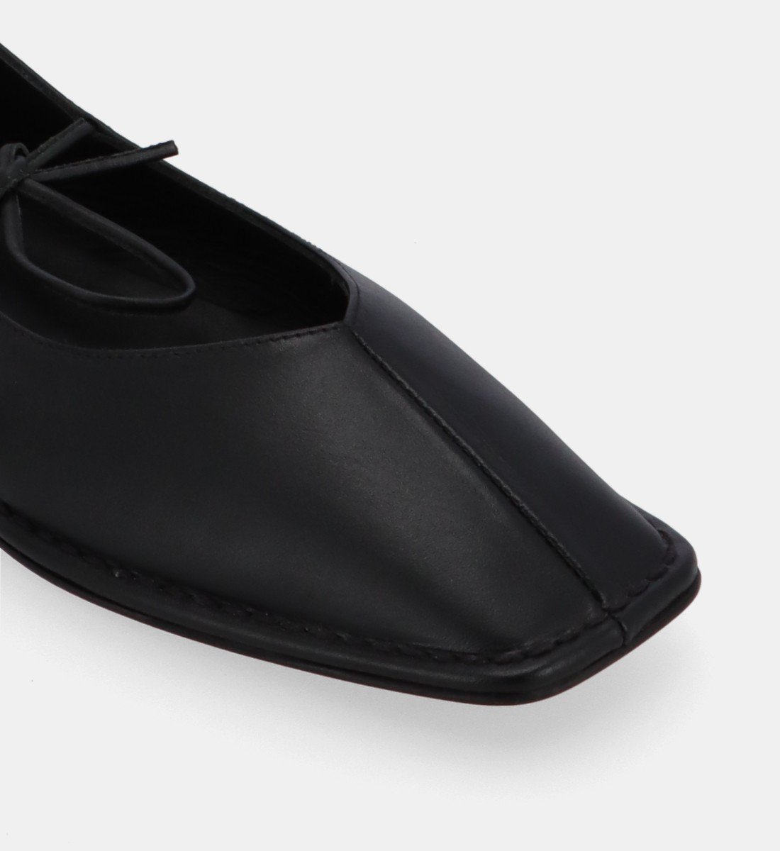 Cendrillon goatskin leather ballet pumps ALOHAS Black