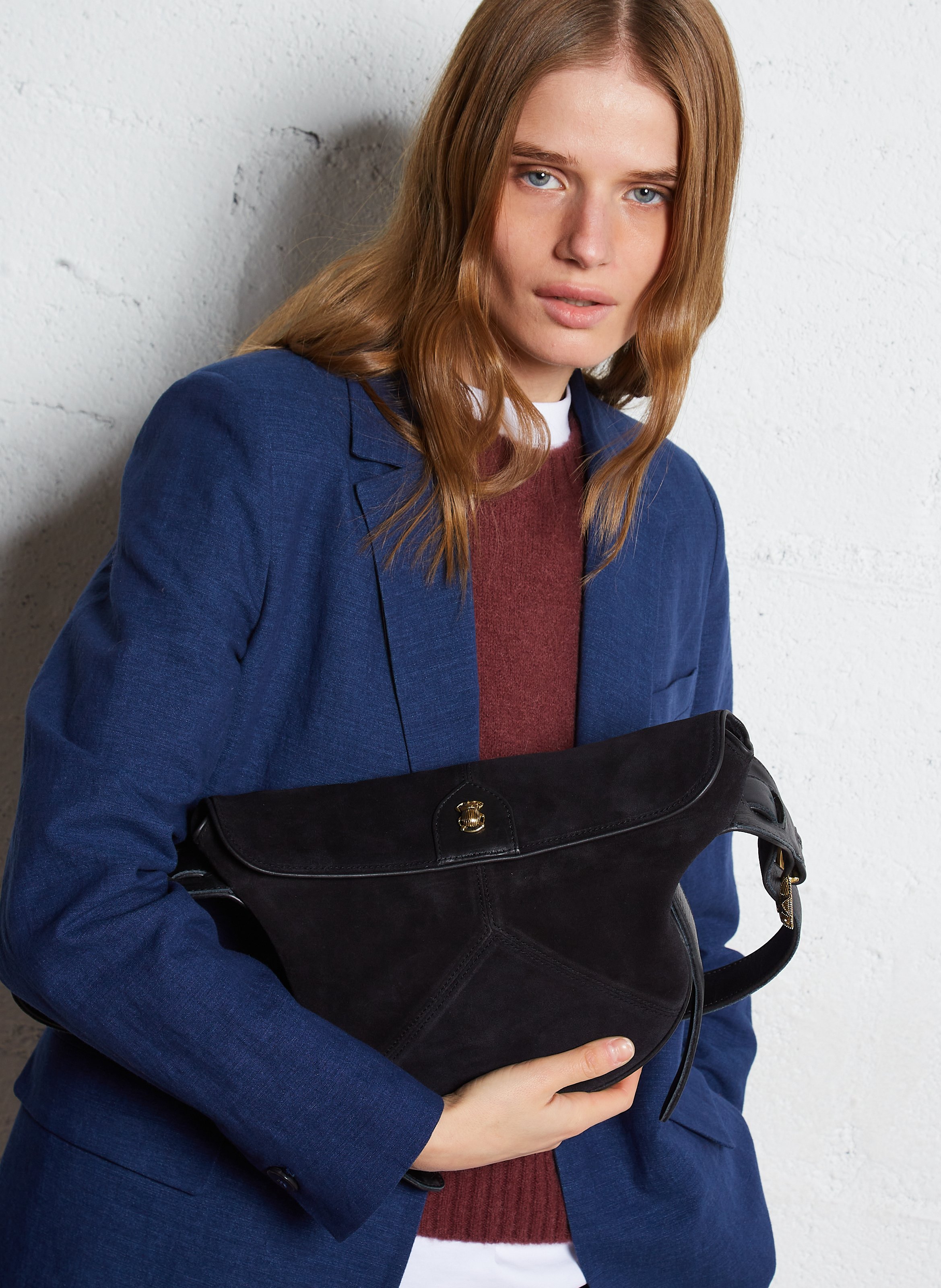 Sac bandoulière demi lune en cuir velours CLARIS VIROT Noir