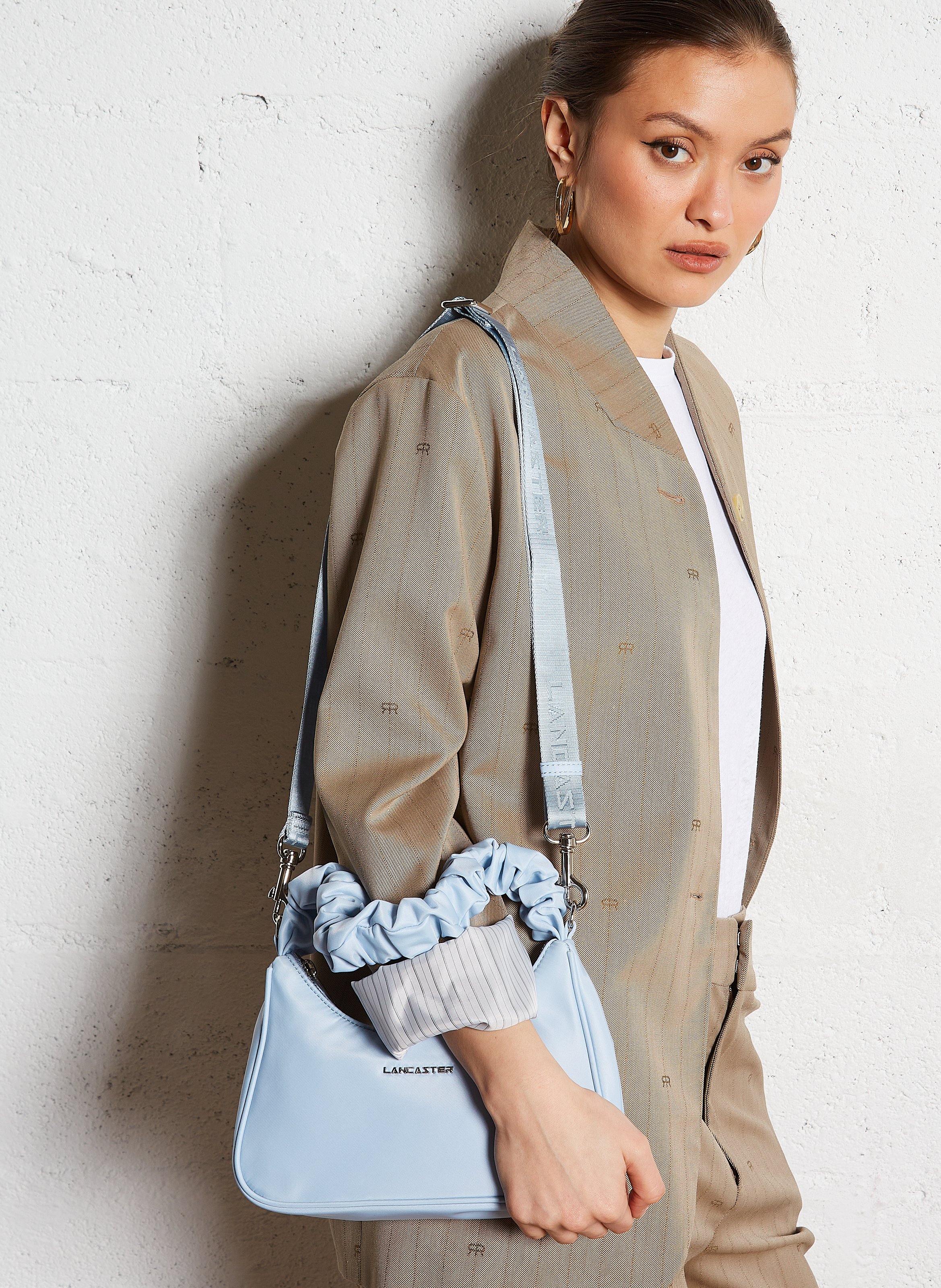 Baguette-Schultertasche Blau