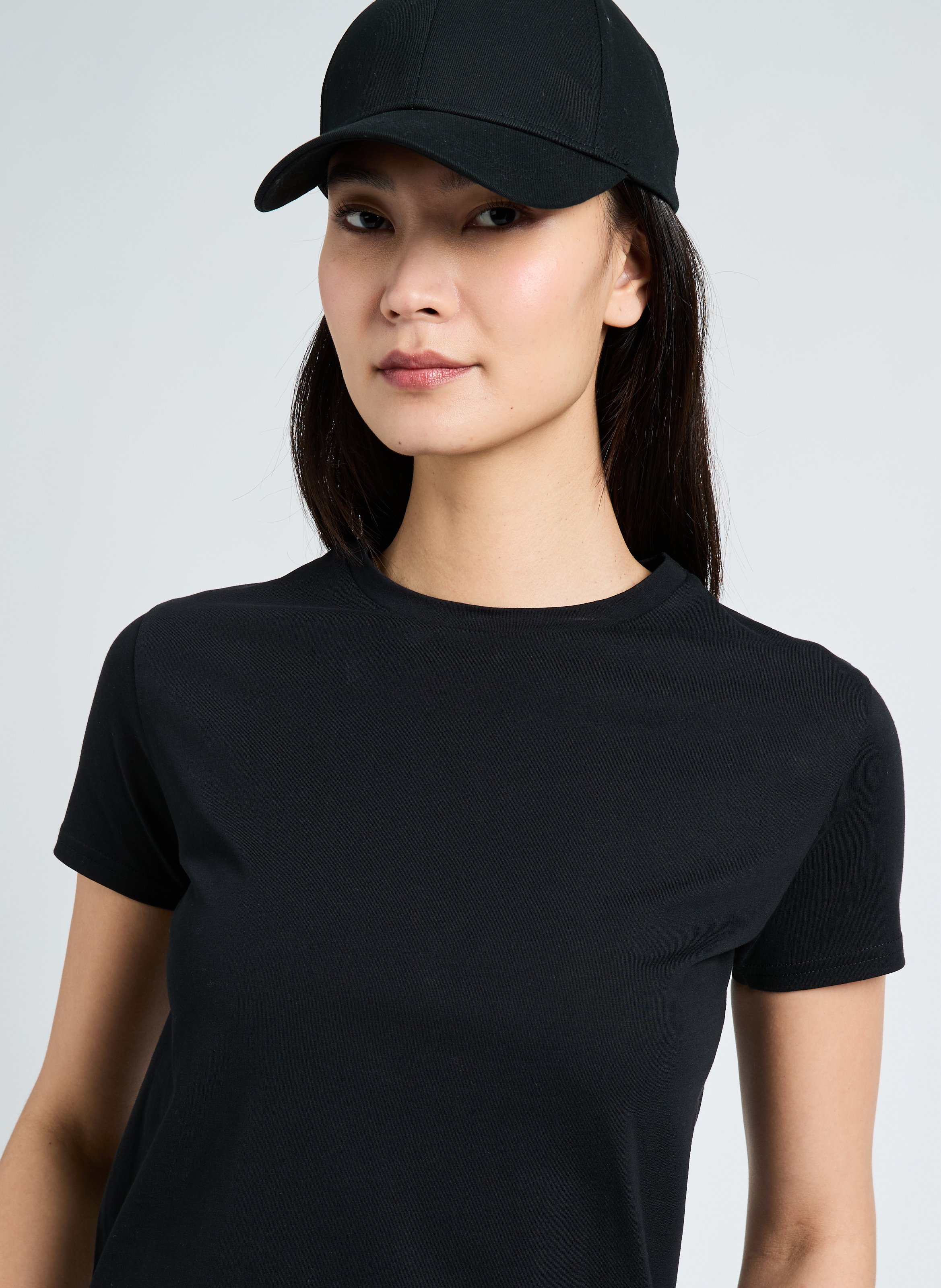 Round-neck cotton T-shirt SAISON 1865 Black
