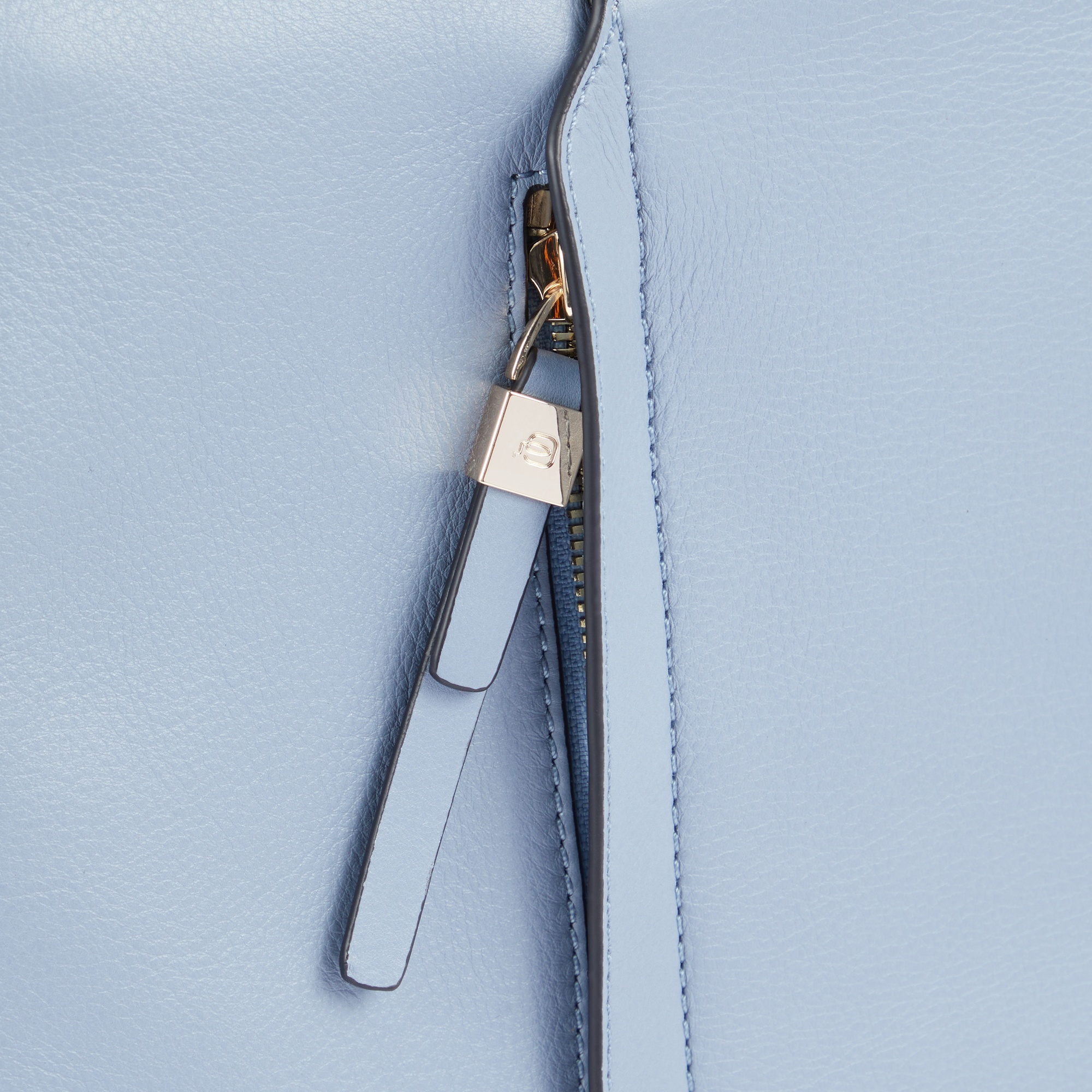 Leather messenger bag Blue