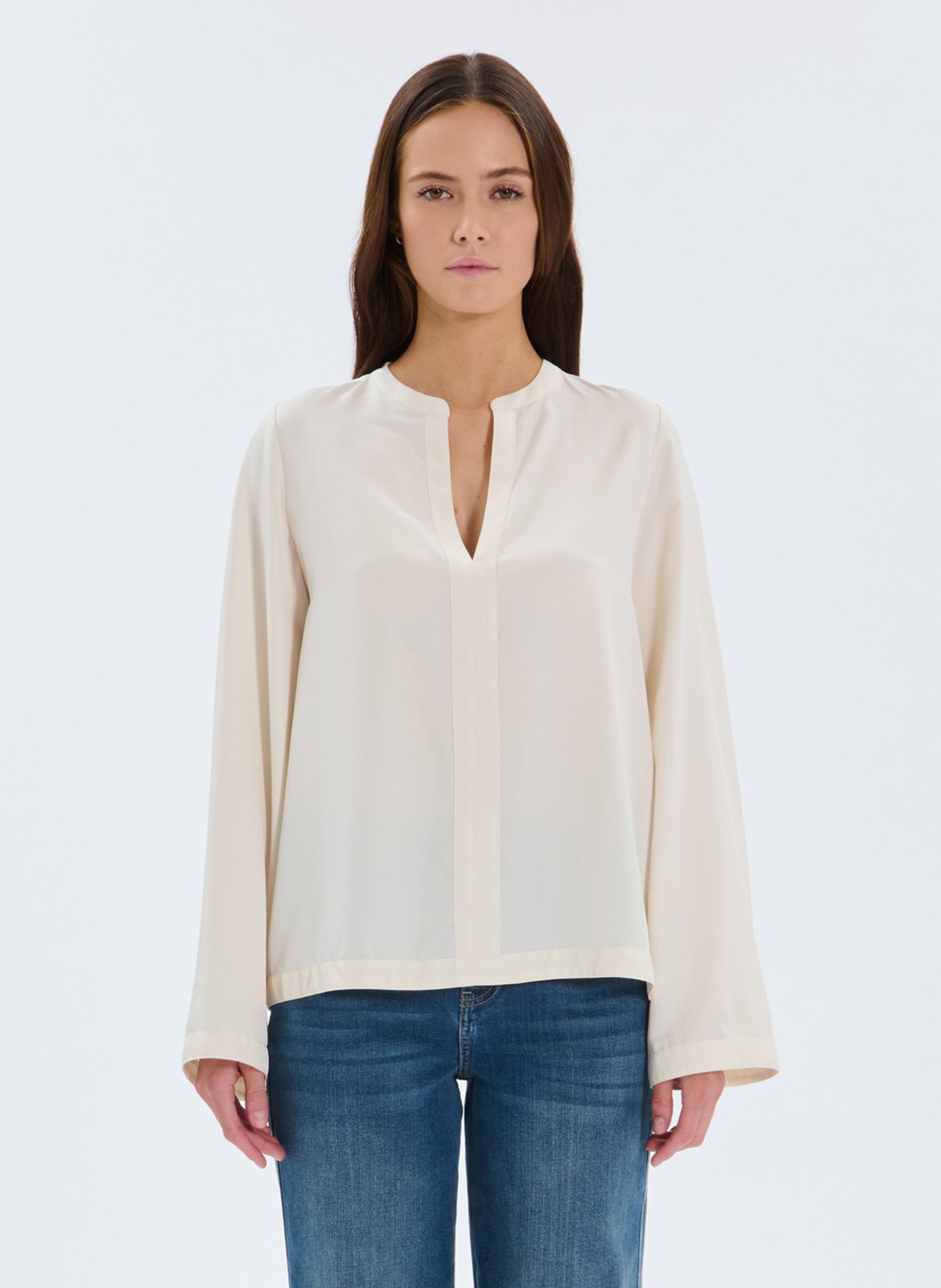 Gerade geschnittene Bluse mit Stehkragen uni ZAPA Weiss