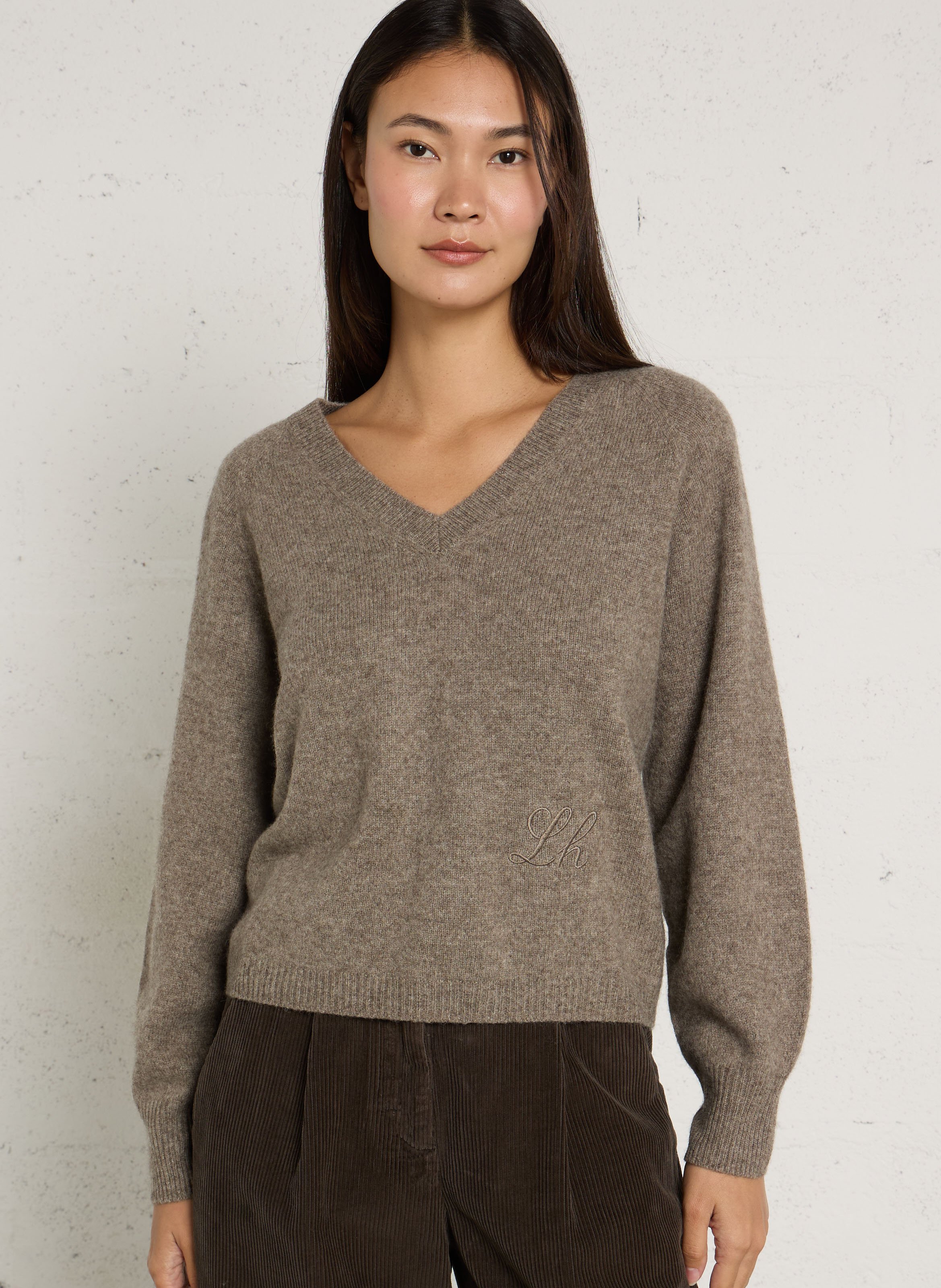 Straight V-neck wool sweater LEON & HARPER Grey