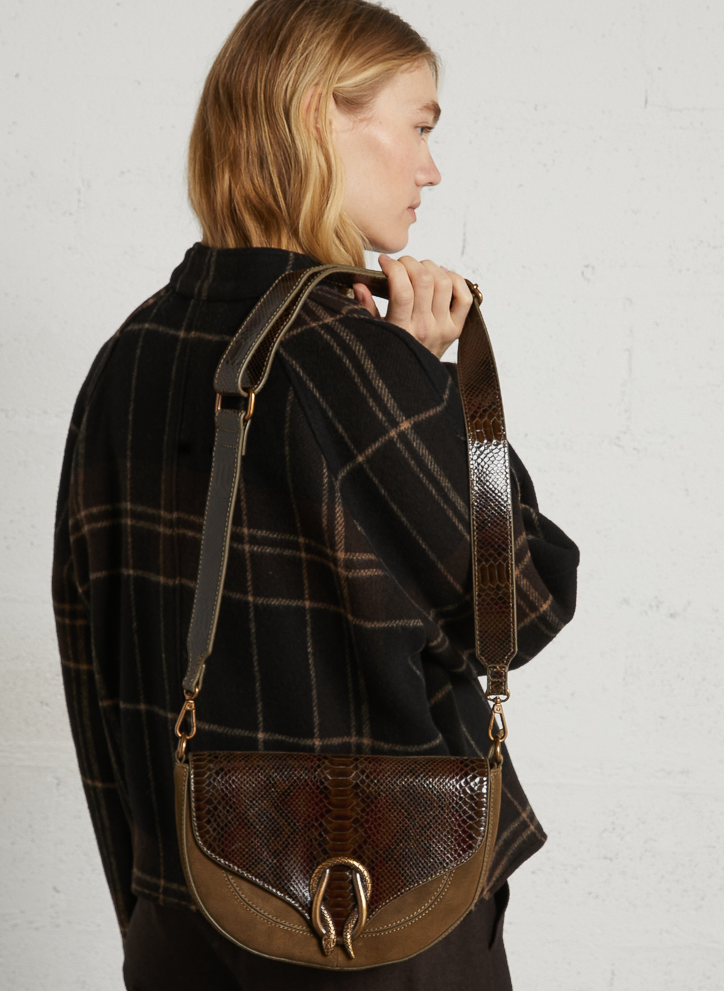 Leder-Umhängetasche aus Material-Mix MAISON 123 Khaki