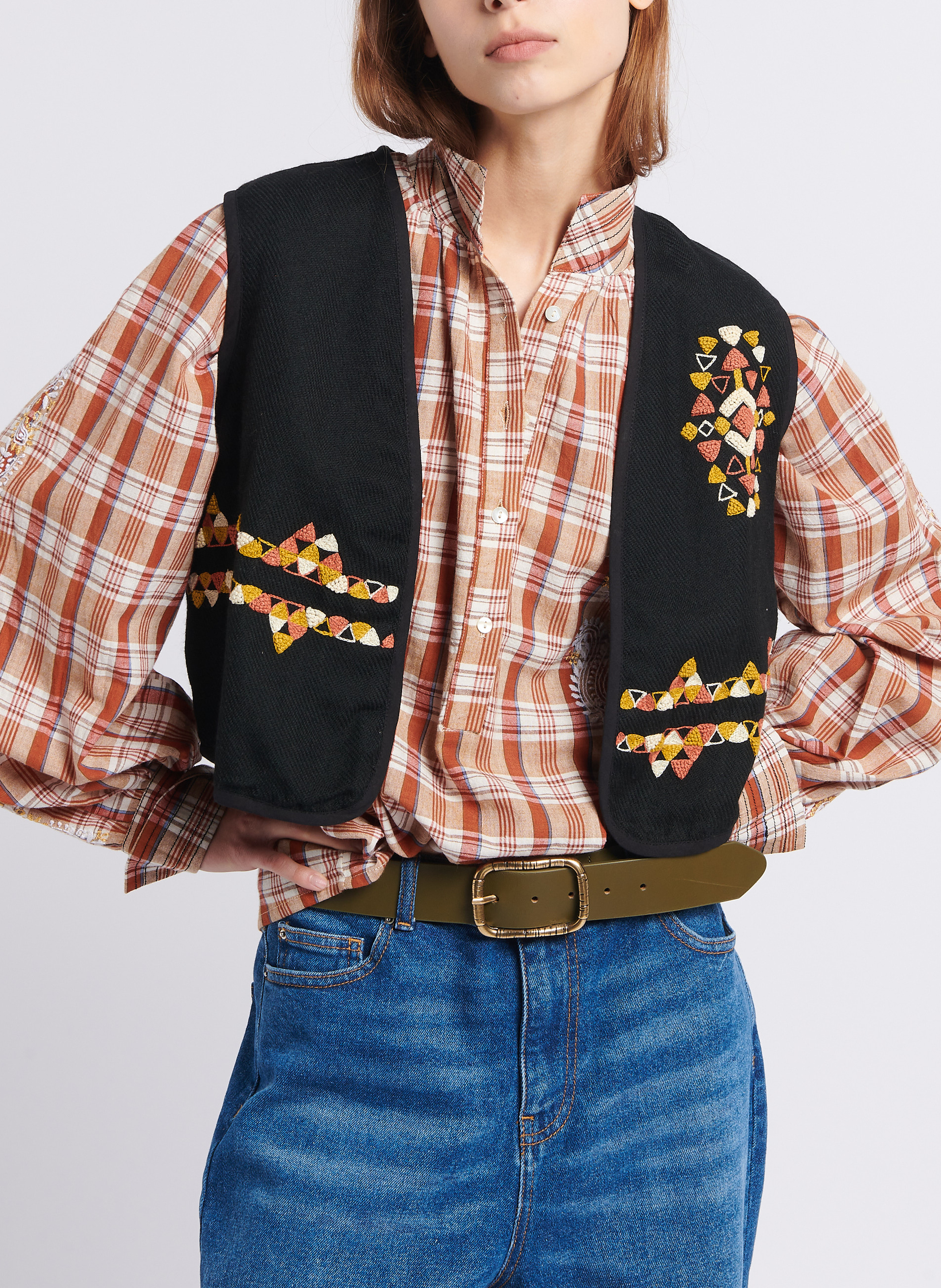 Kurzer Bolero aus bestickter Wolle V DE VINSTER Schwarz