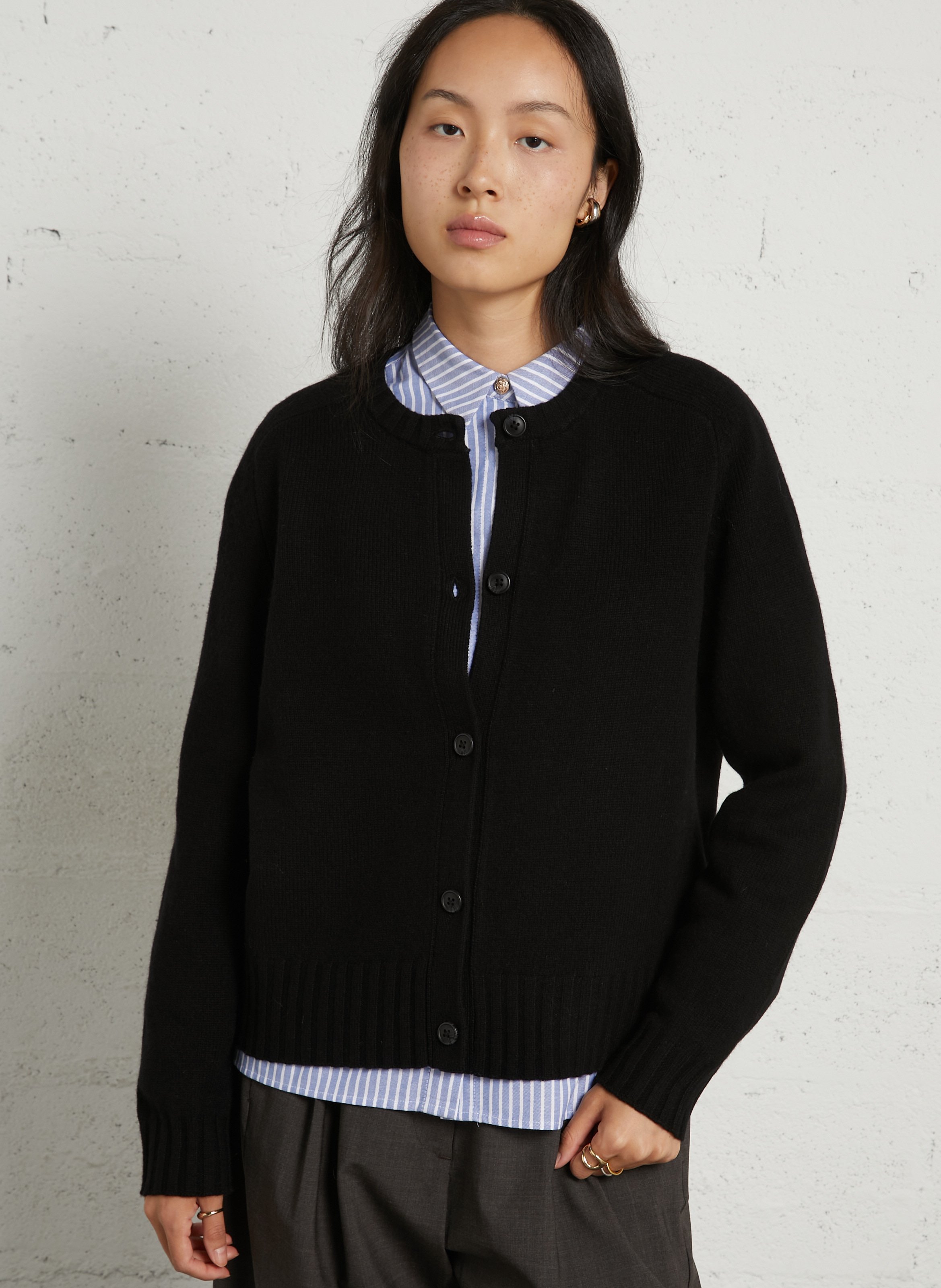 Gebreid vest met ronde hals en knoopsluiting SUD EXPRESS Zwart