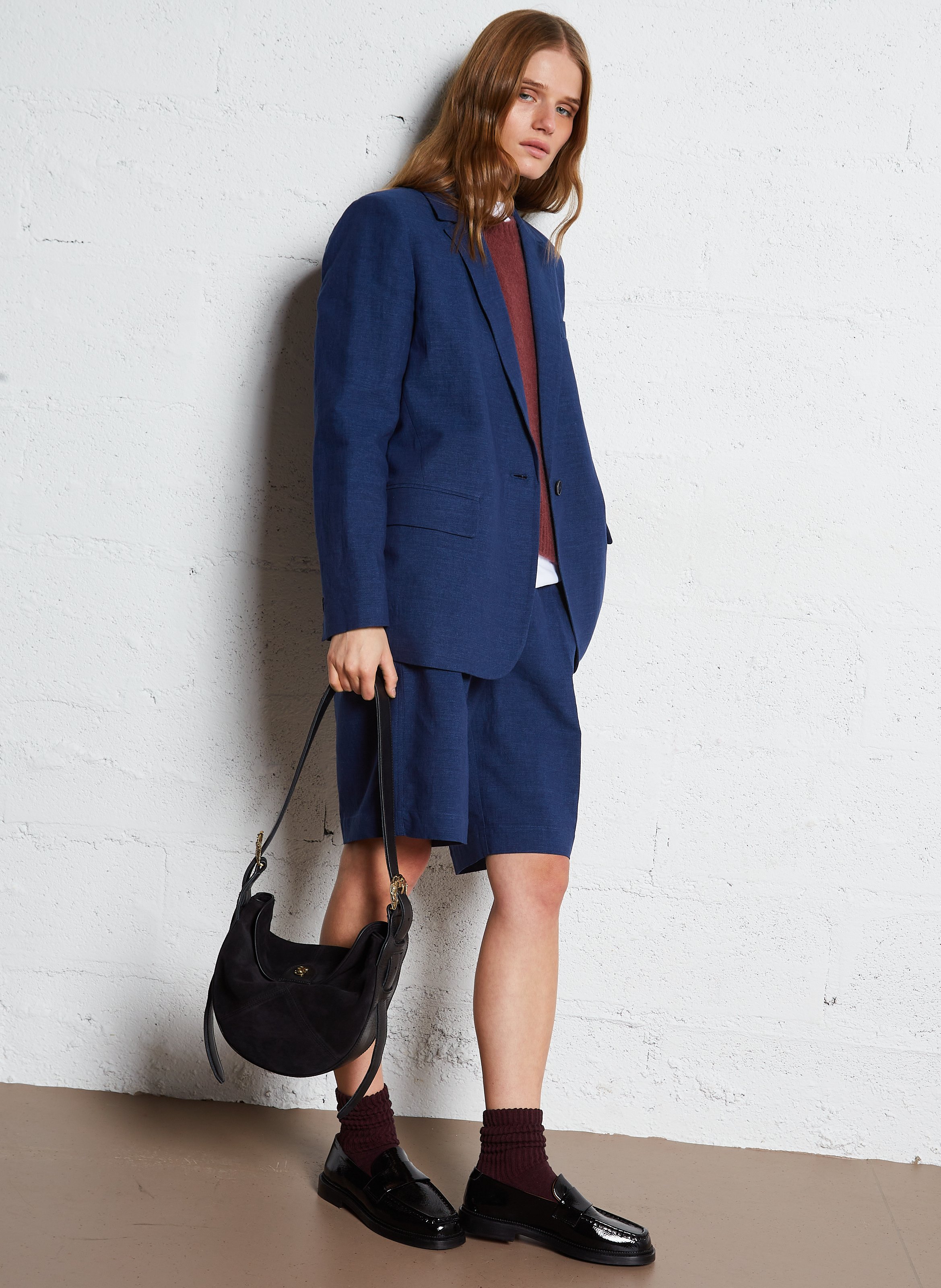 Sac bandoulière demi lune en cuir velours CLARIS VIROT Noir