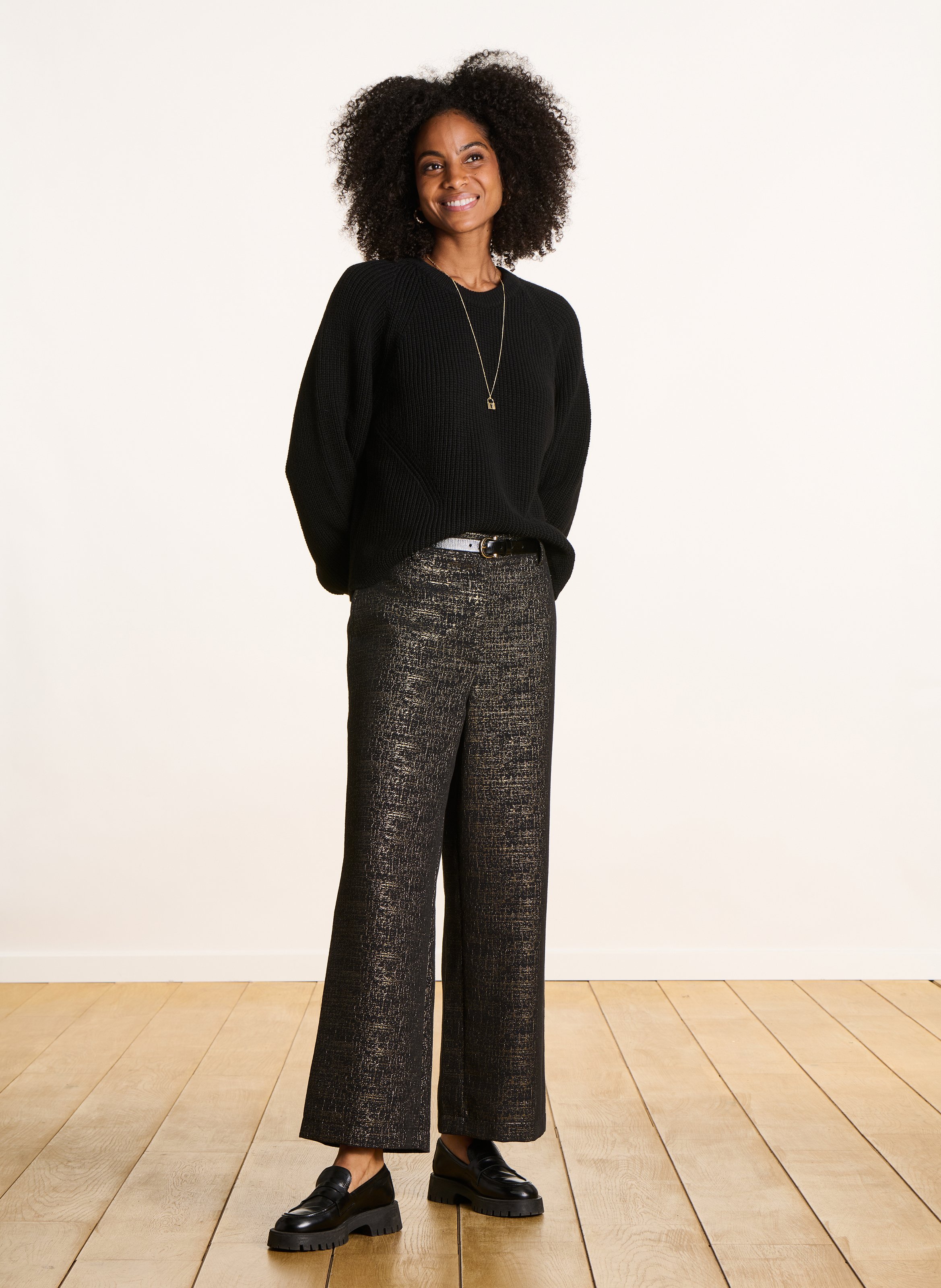 Kurzärmliger Pullover mit Rundhalsausschnitt LA FEE MARABOUTEE Schwarz