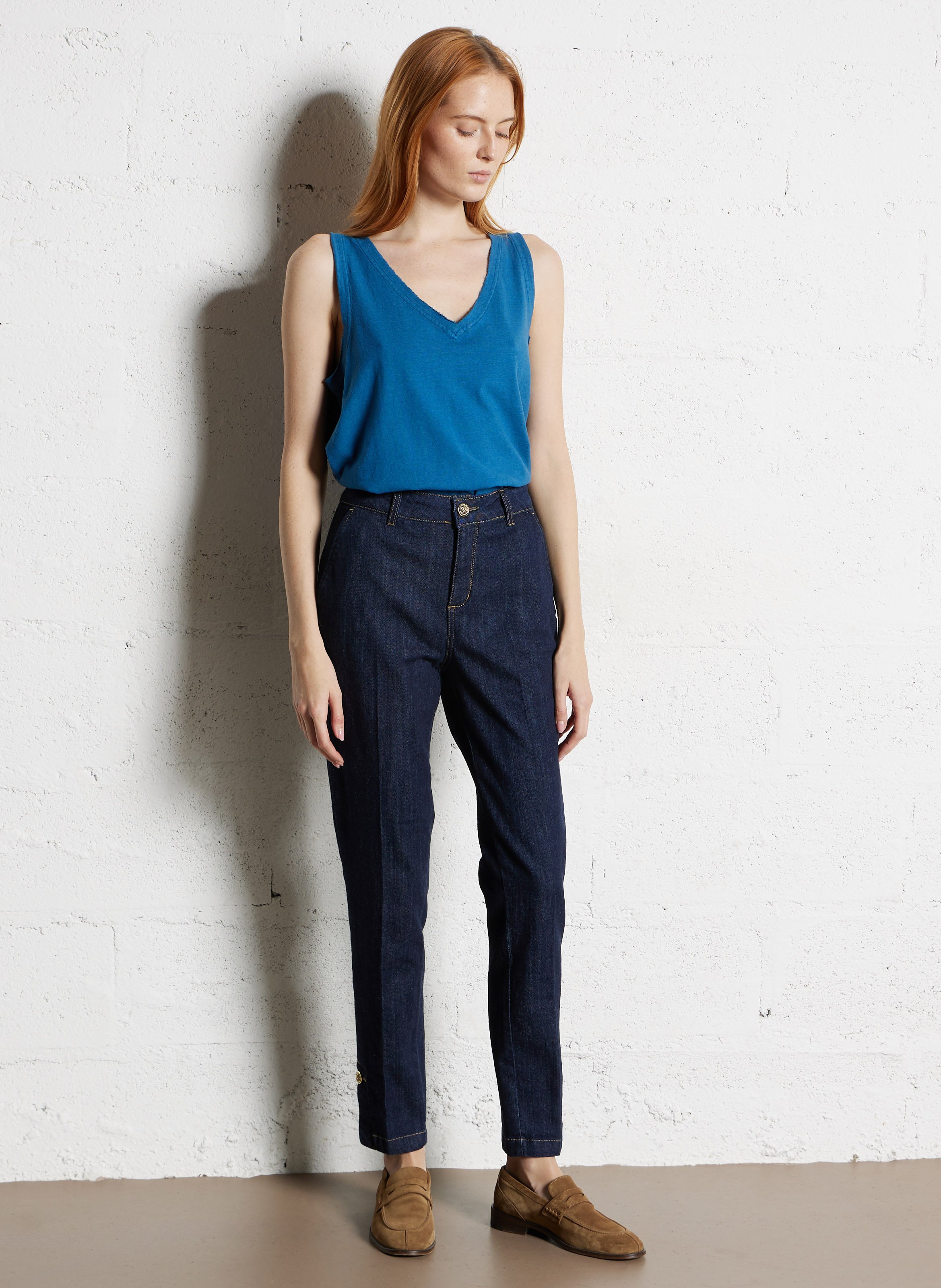 Sleeveless V-neck top MAISON 123 Blue